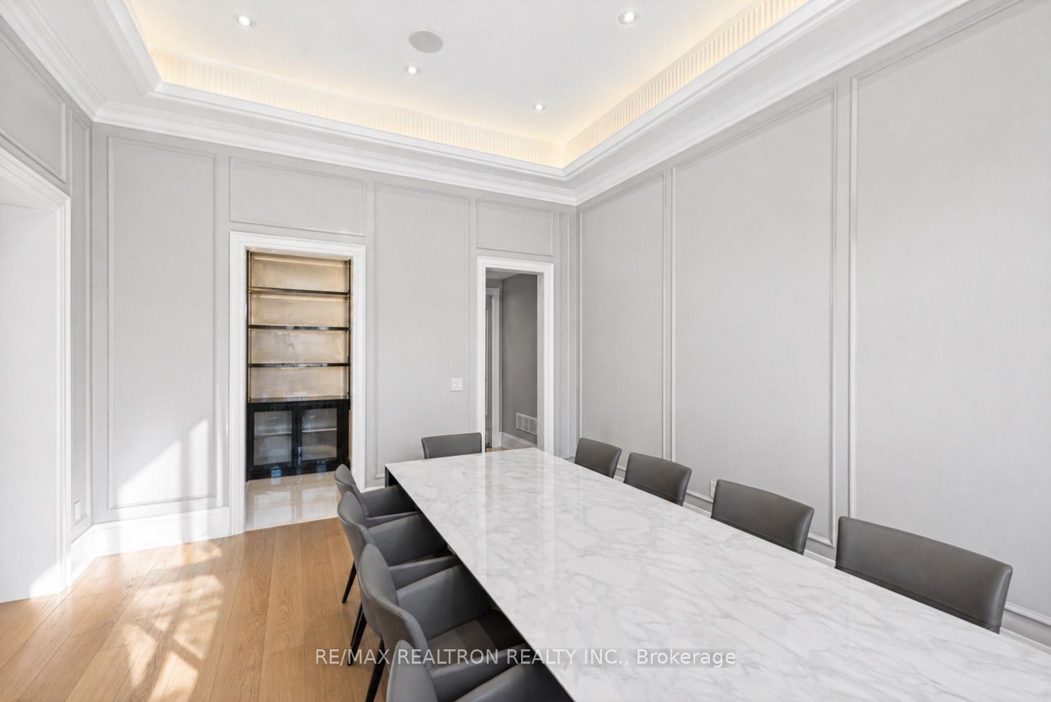 17 Pebblelane Court Property Photo 8