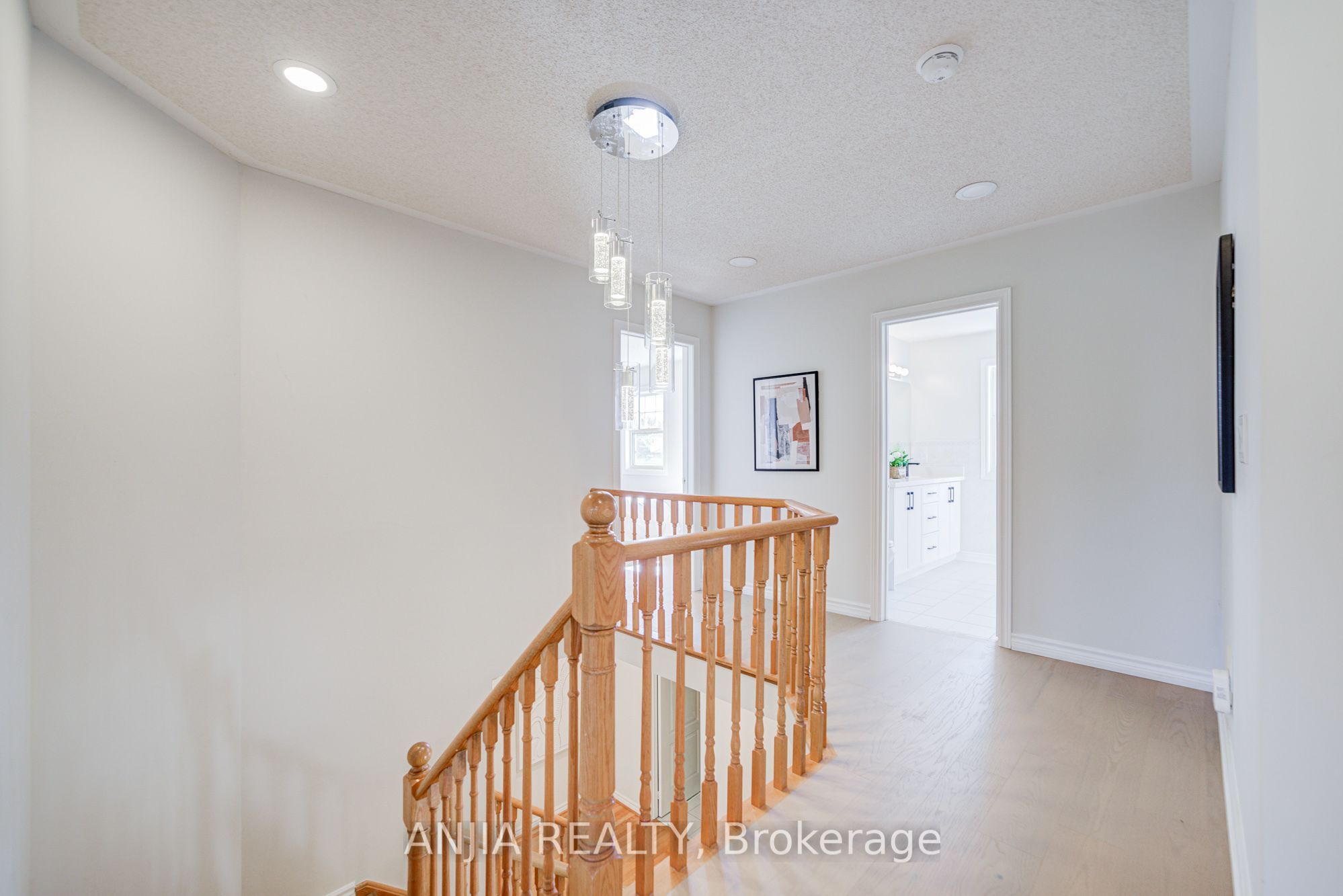 32 Turnberry Crescent Property Photo 21