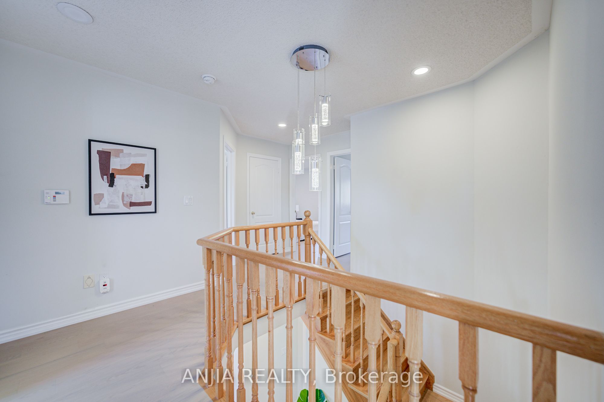 32 Turnberry Crescent Property Photo 22