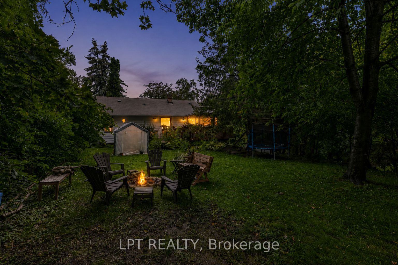 98 Don Mor Drive Property Photo 3