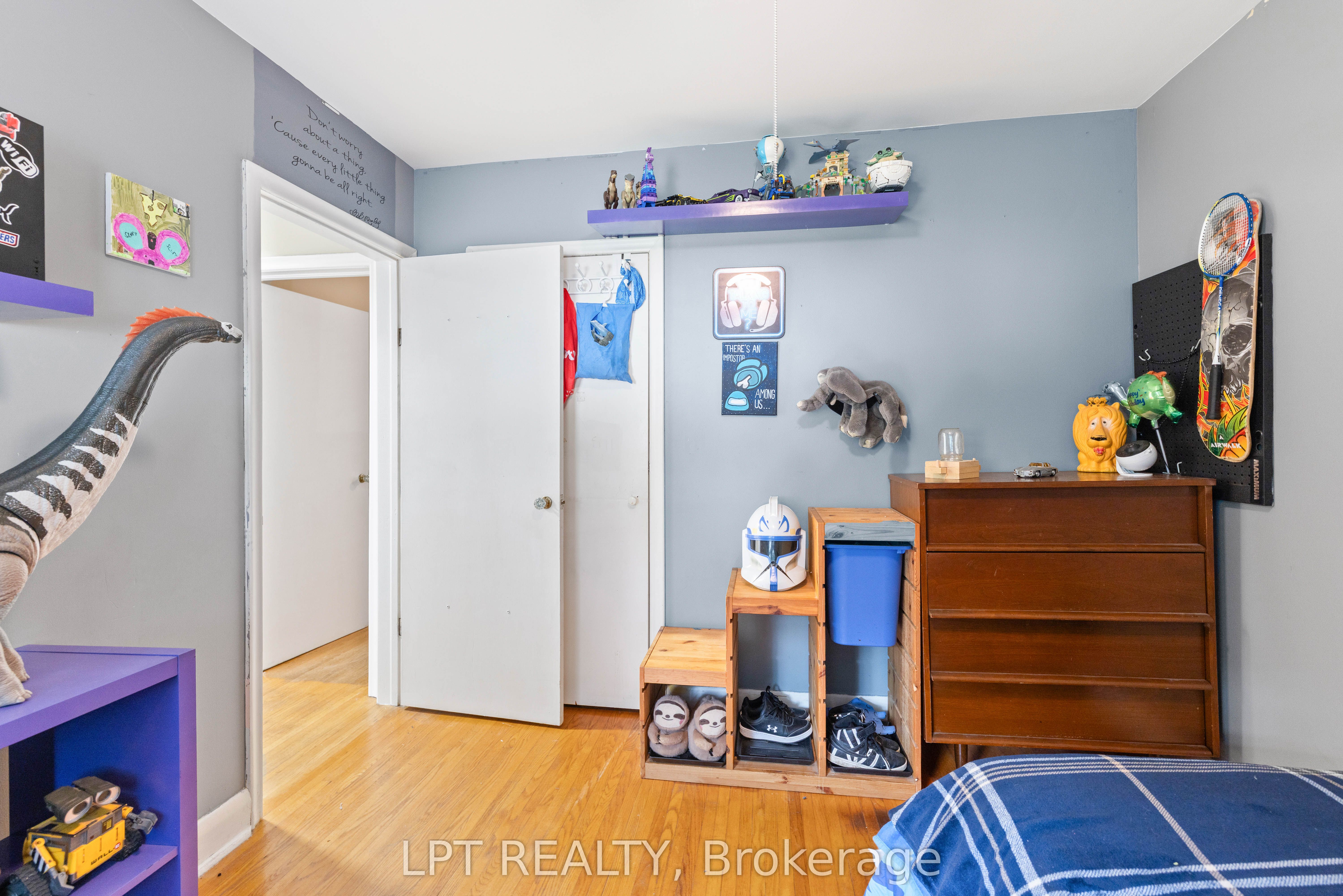 98 Don Mor Drive Property Photo 24