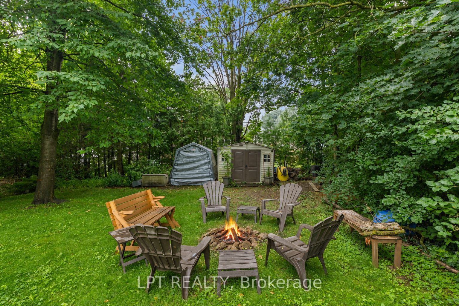 98 Don Mor Drive Property Photo 36