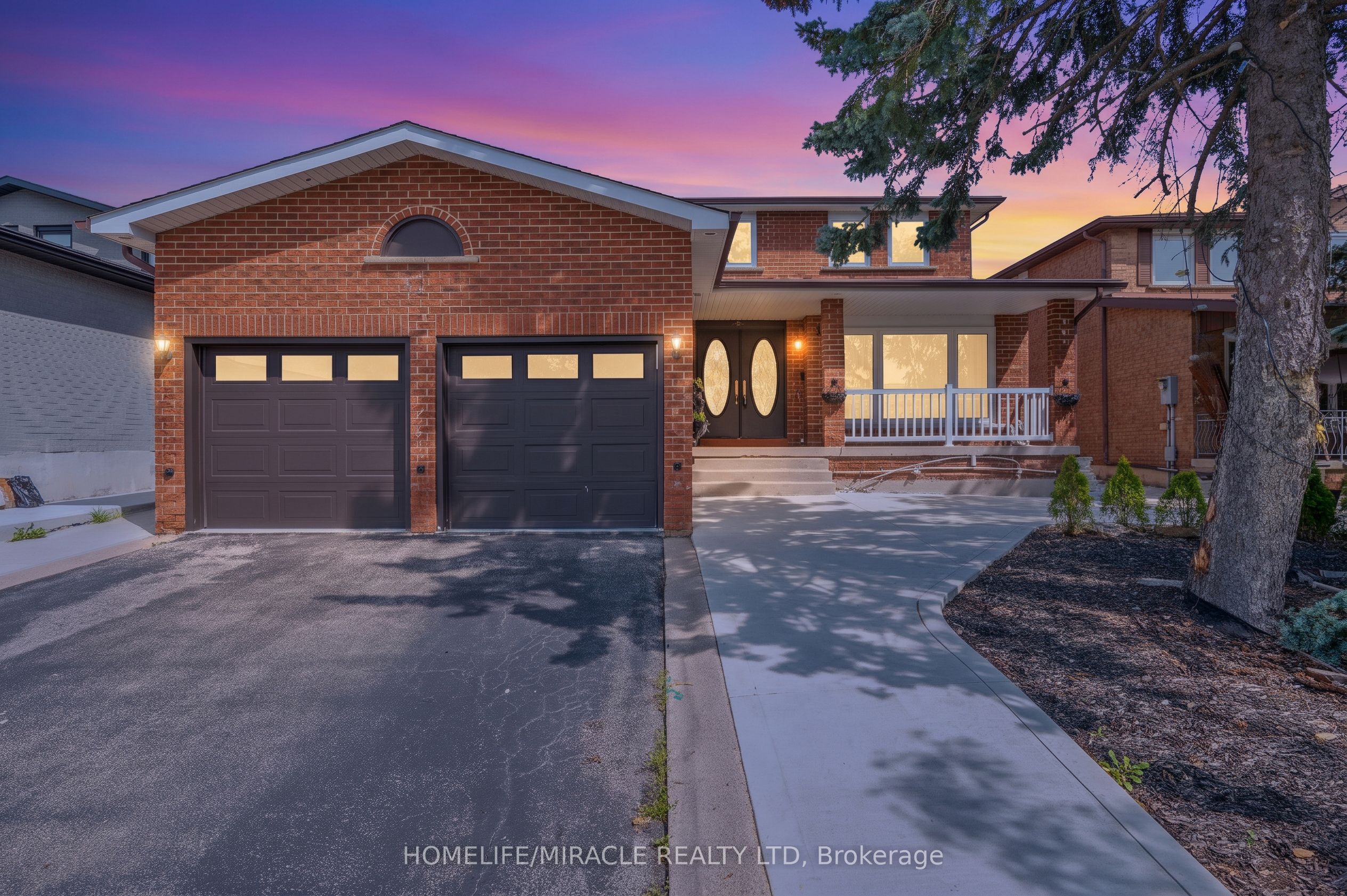 8173 Martin Grove Road Property Photo 1