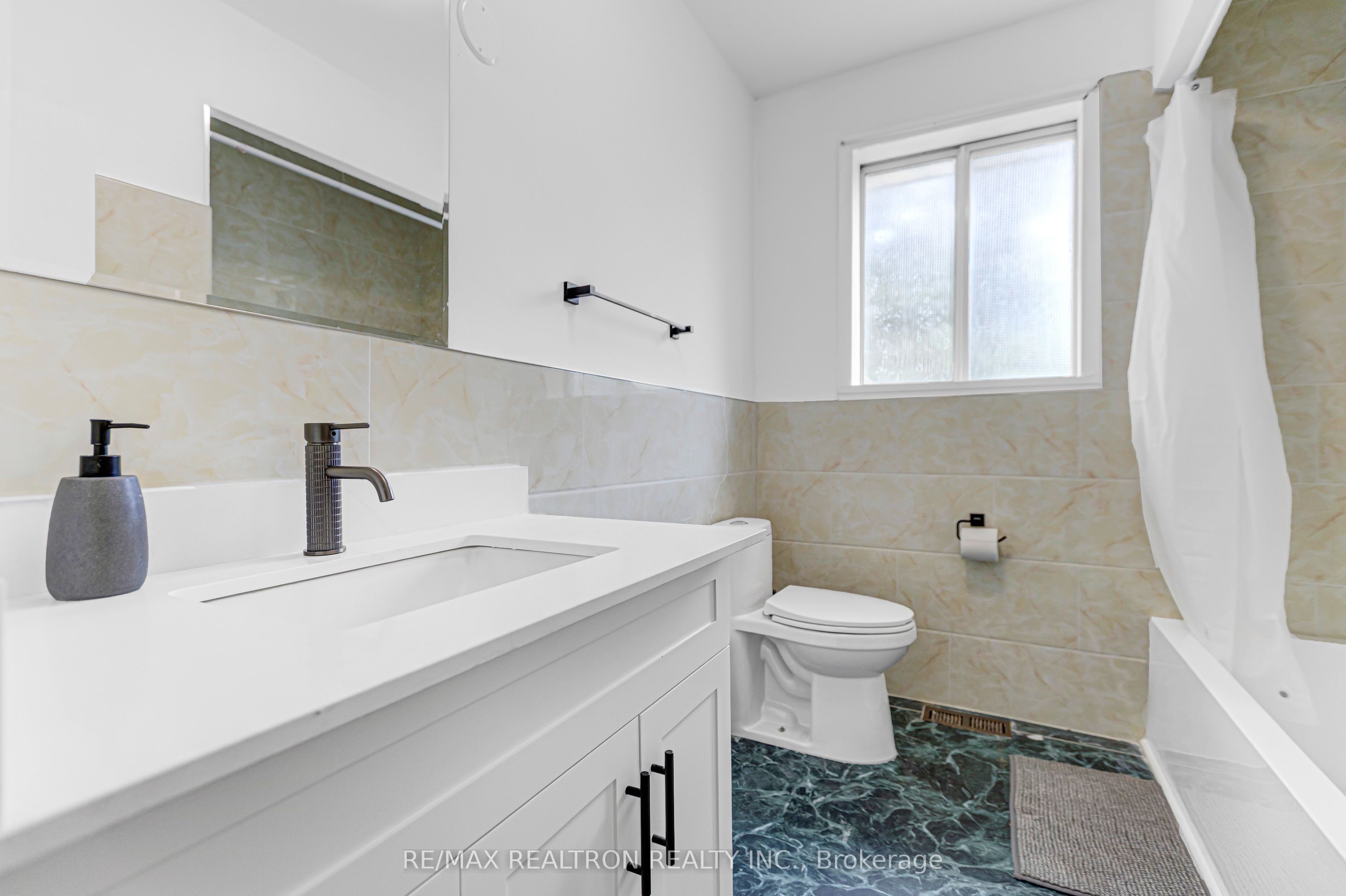 108 Garden Avenue Property Photo 33