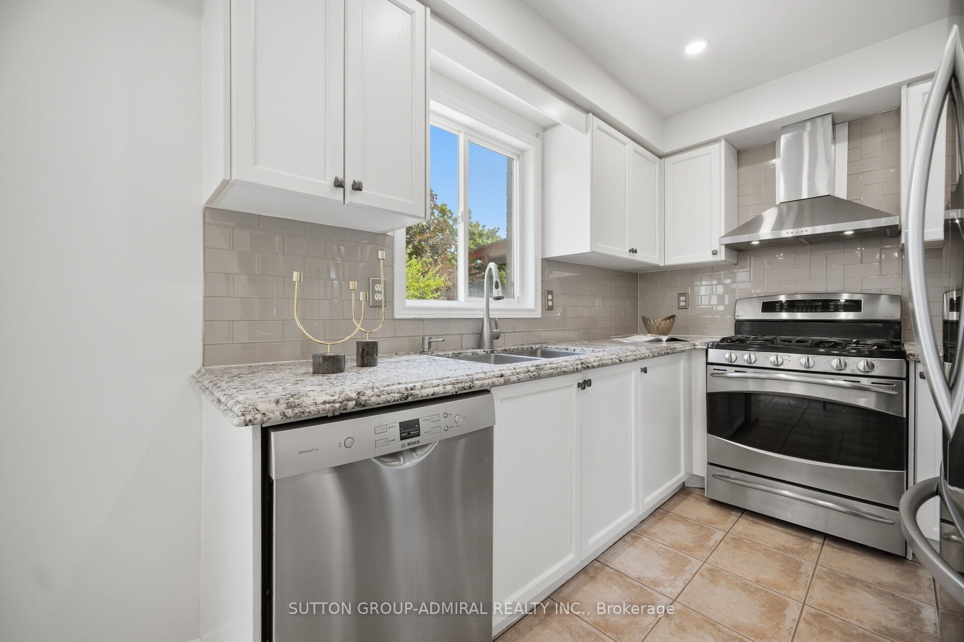 187 Red Maple Road Property Photo 13