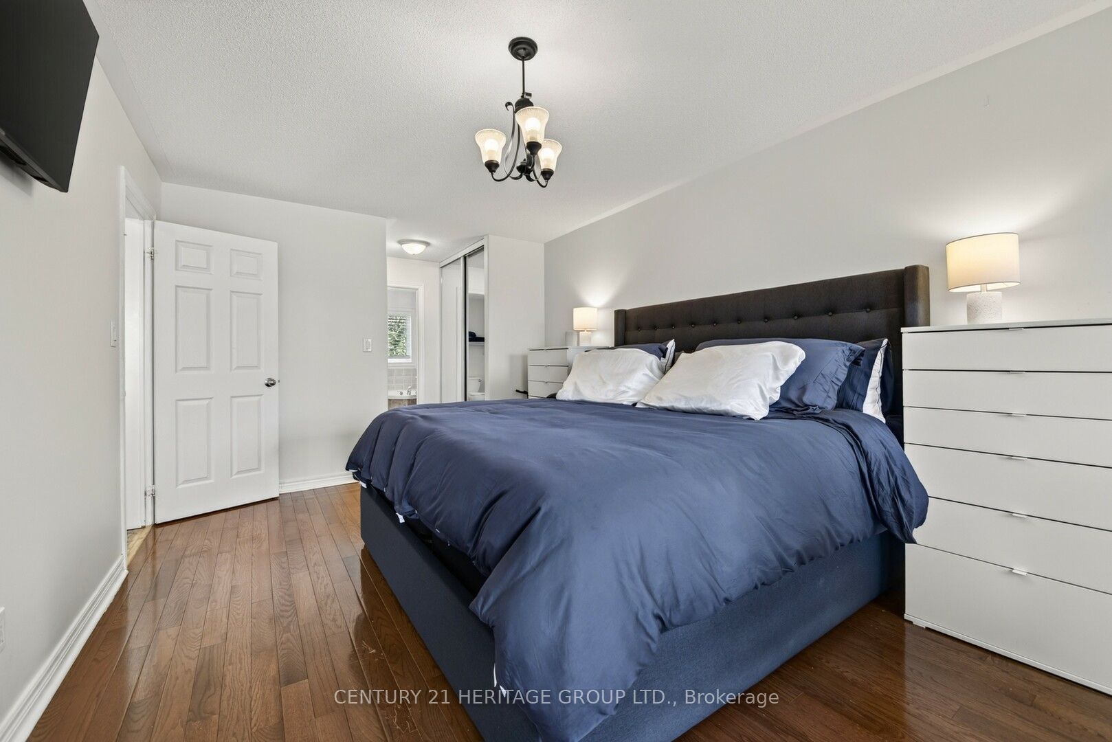 39 Booth Street Property Photo 13