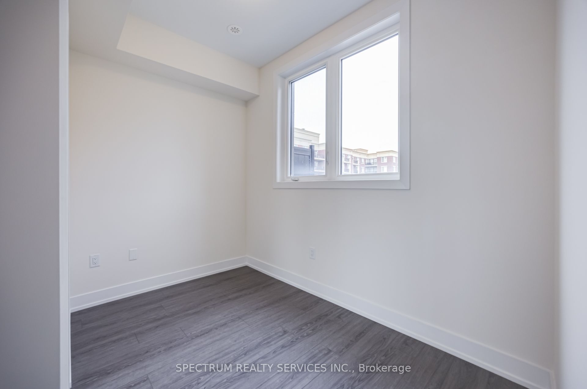 7 Phelps Lane 3 Property Photo 13