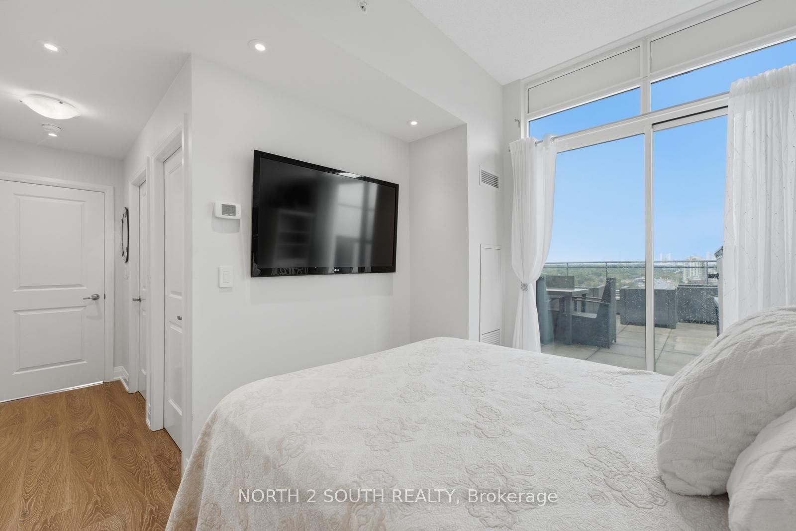 12 Woodstream Boulevard 1015 Property Photo 24
