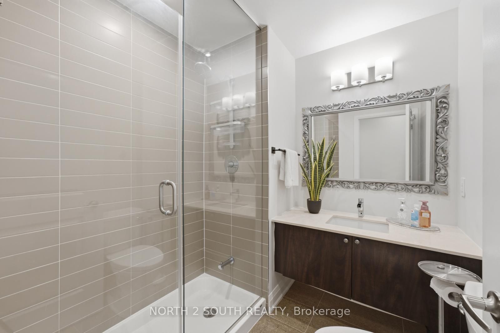 12 Woodstream Boulevard 1015 Property Photo 26