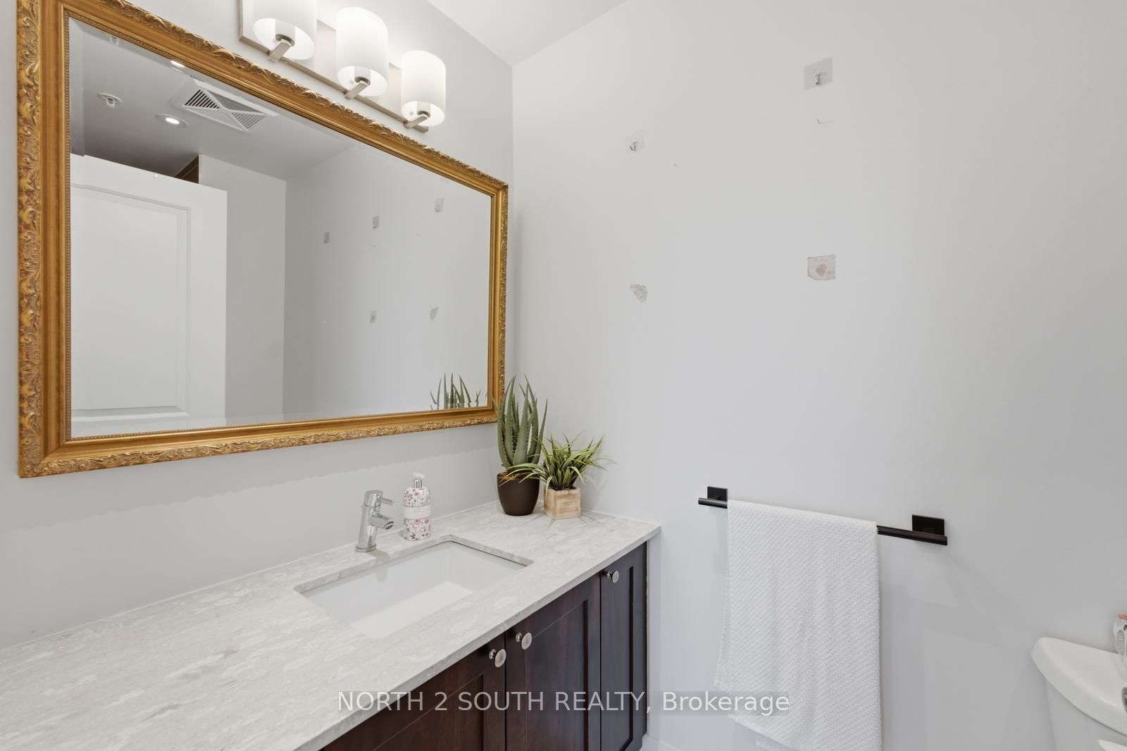 12 Woodstream Boulevard 1015 Property Photo 30