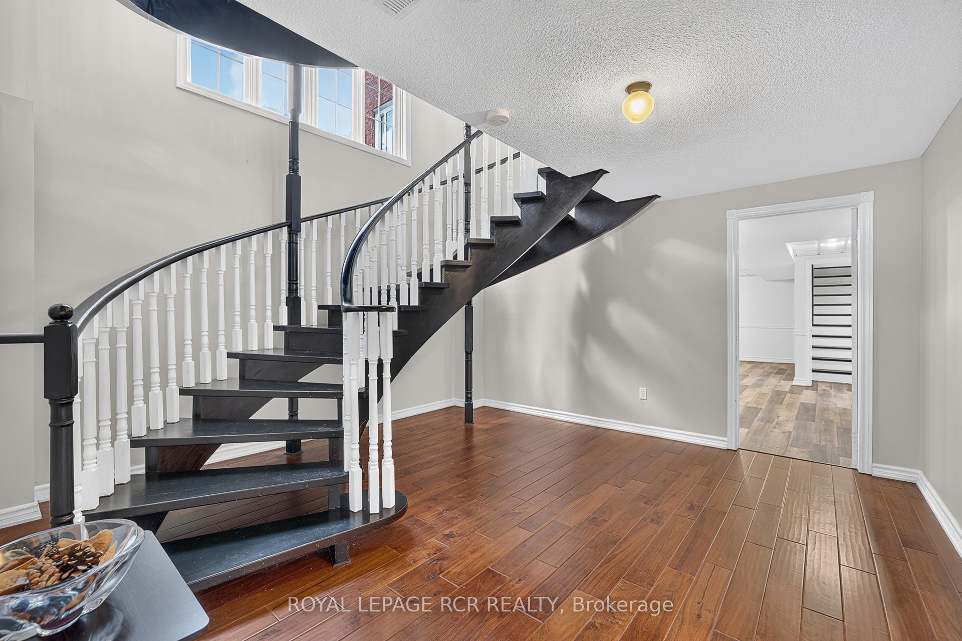 713 Exceller Circle Property Photo 27