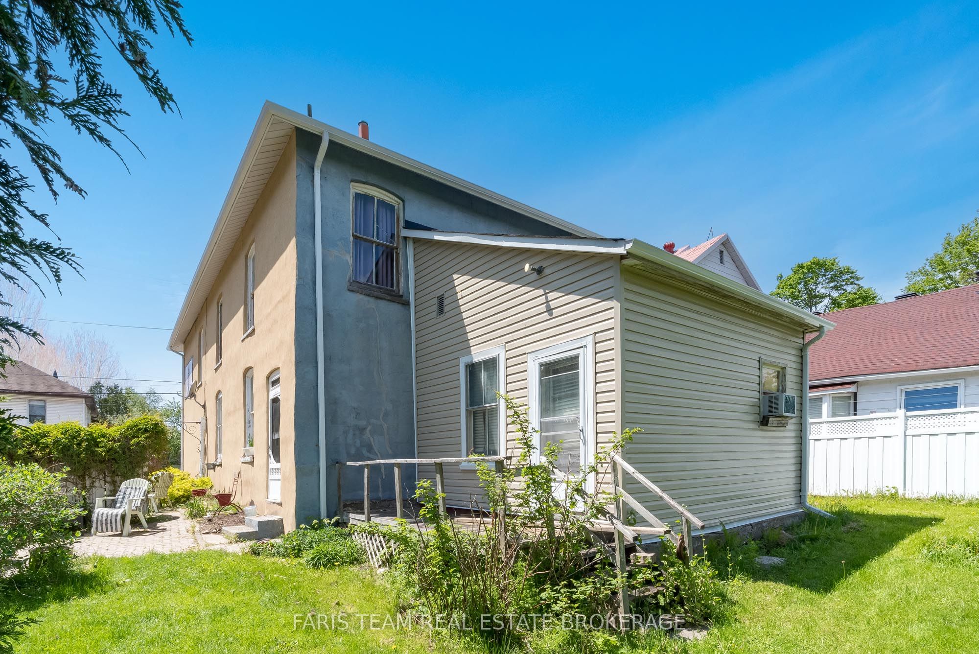 236 Barrie Street Property Photo 37