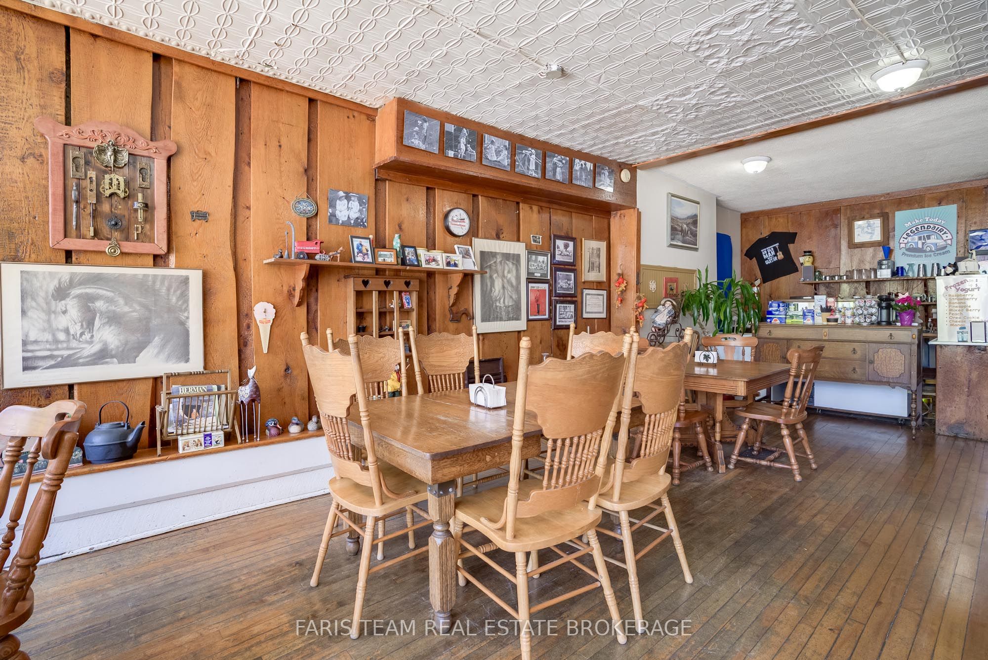 236 Barrie Street Property Photo 7