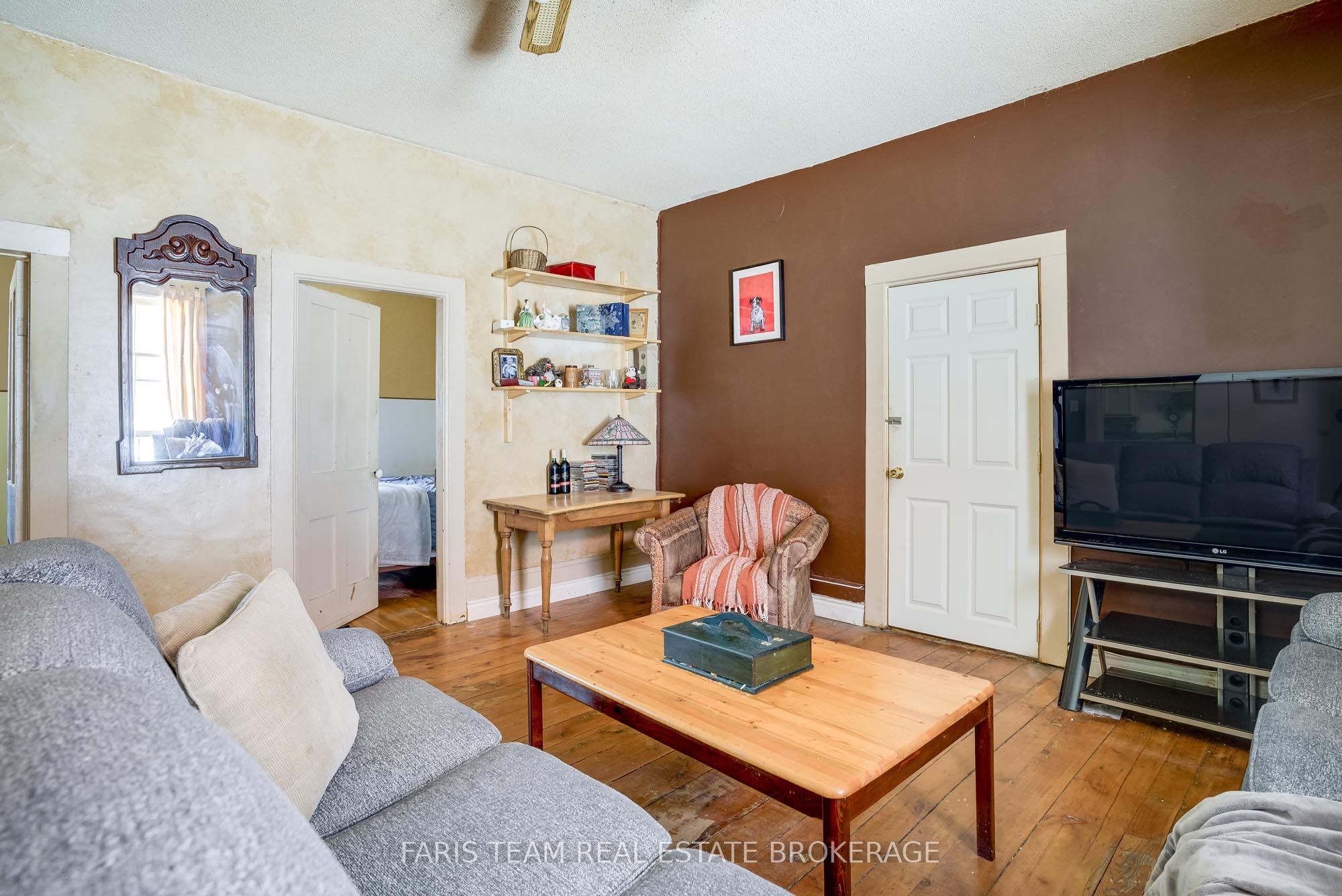 236 Barrie Street Property Photo 19