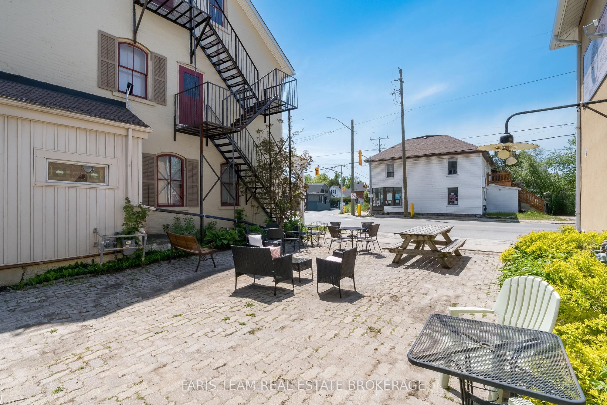 236 Barrie Street Property Photo 32