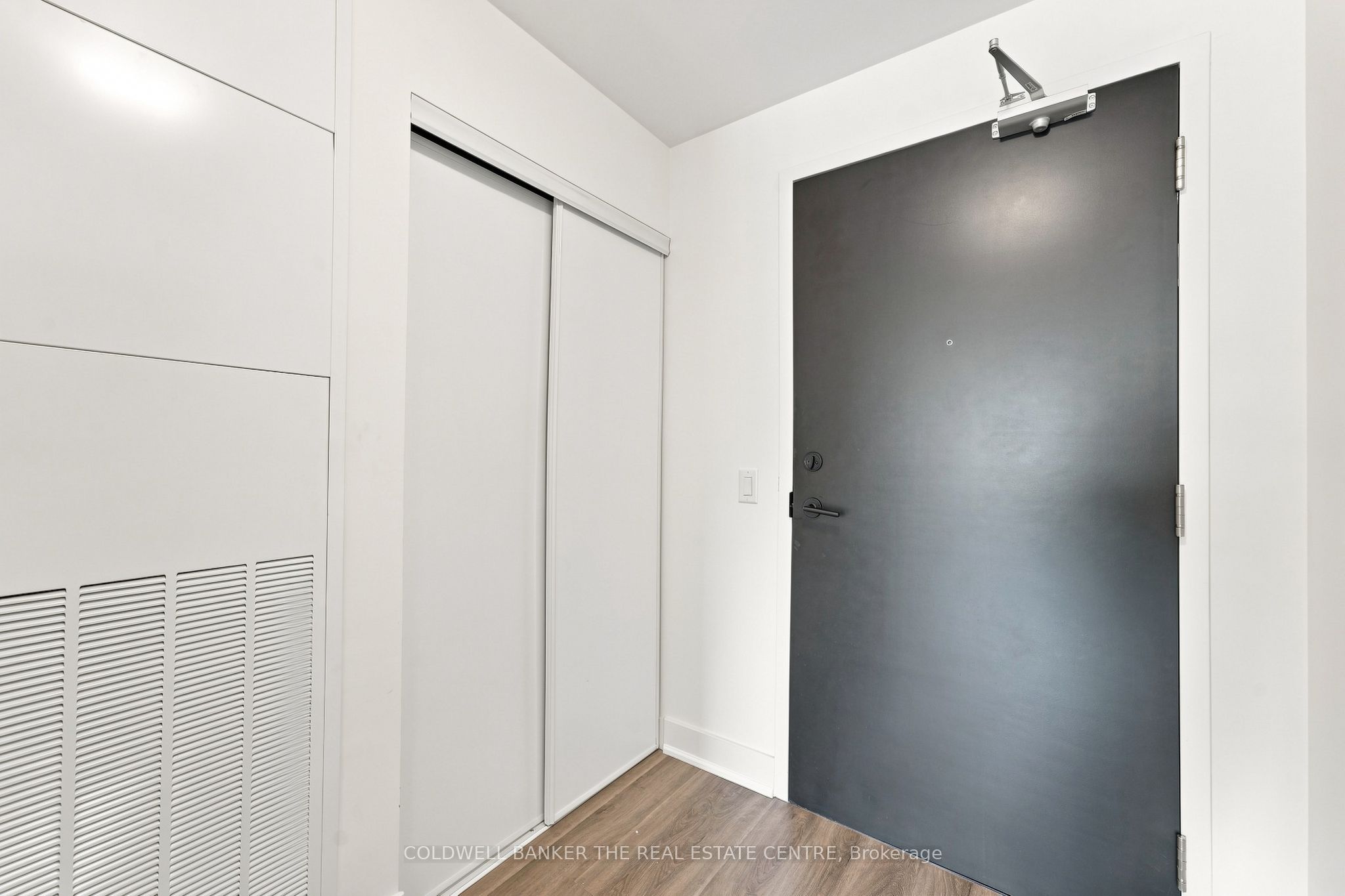 185 Deerfield Road 220 Property Photo 6