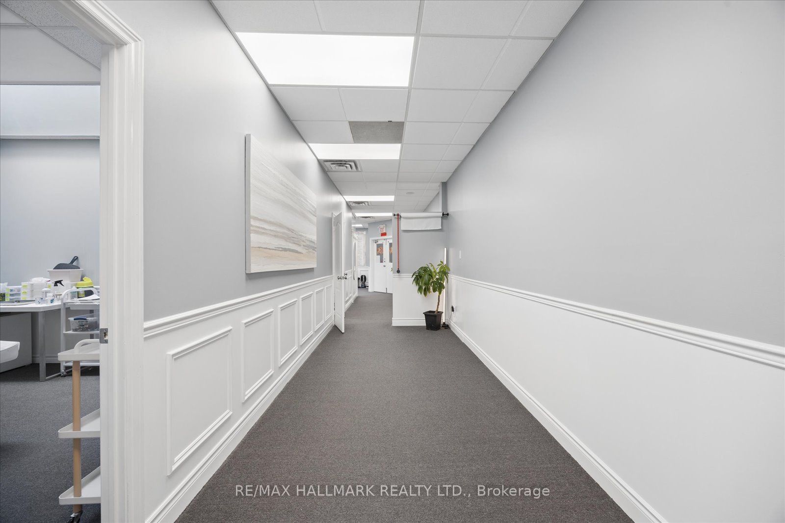 190 Main Street 202 Property Photo 17