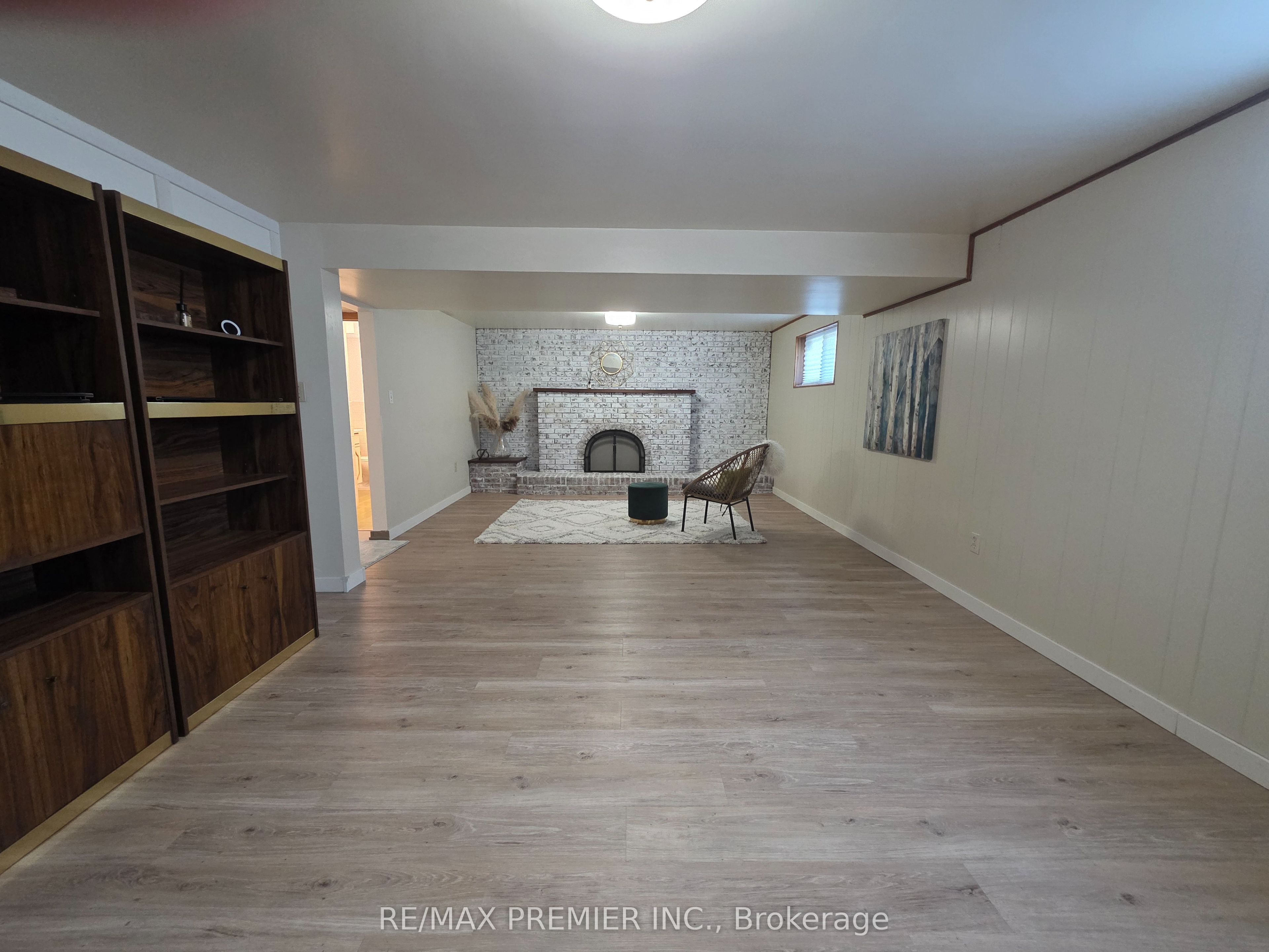 86 Harris Crescent Bsmt Property Photo 5