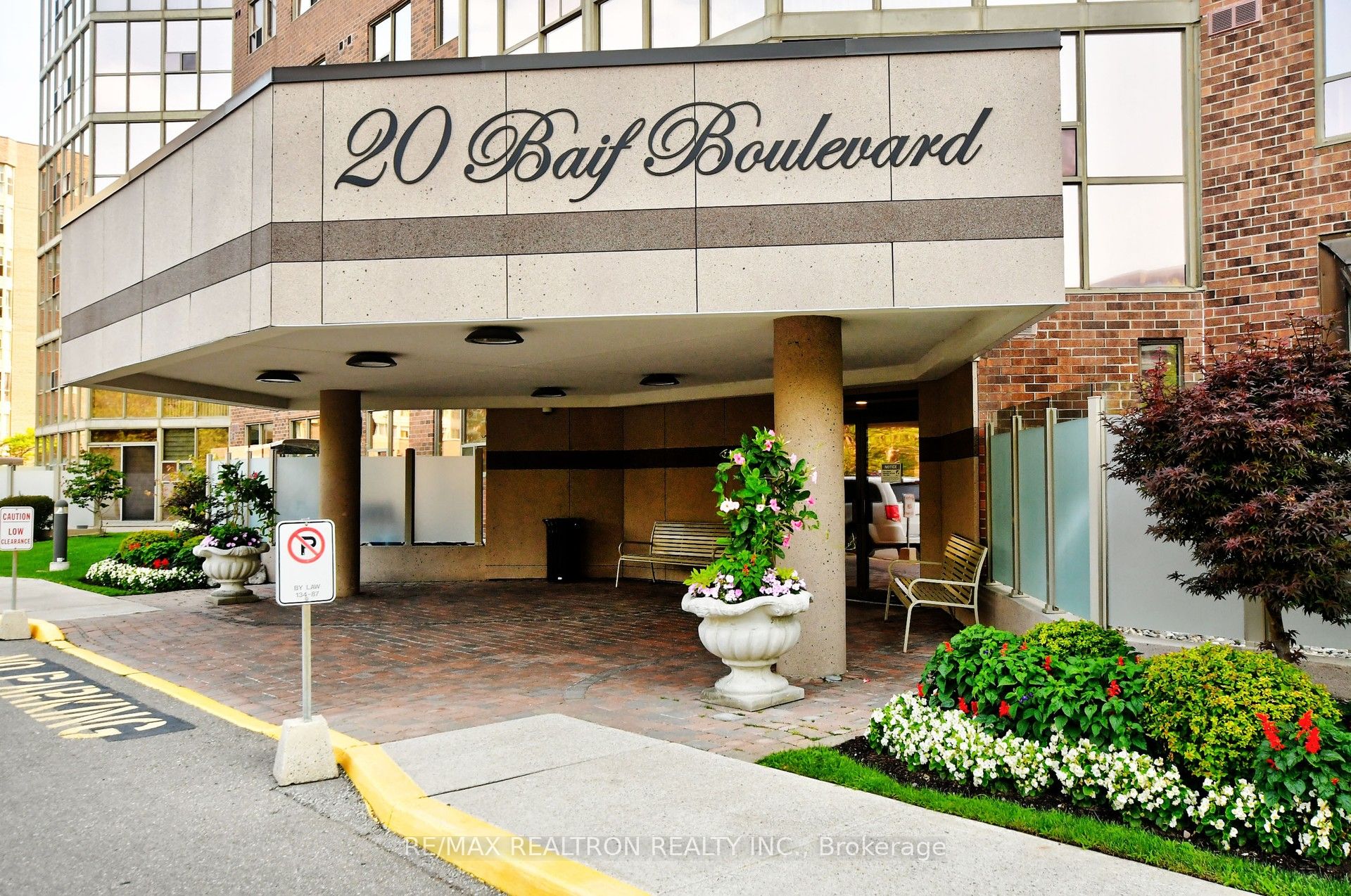 20 Baif Boulevard 705 Property Photo 2