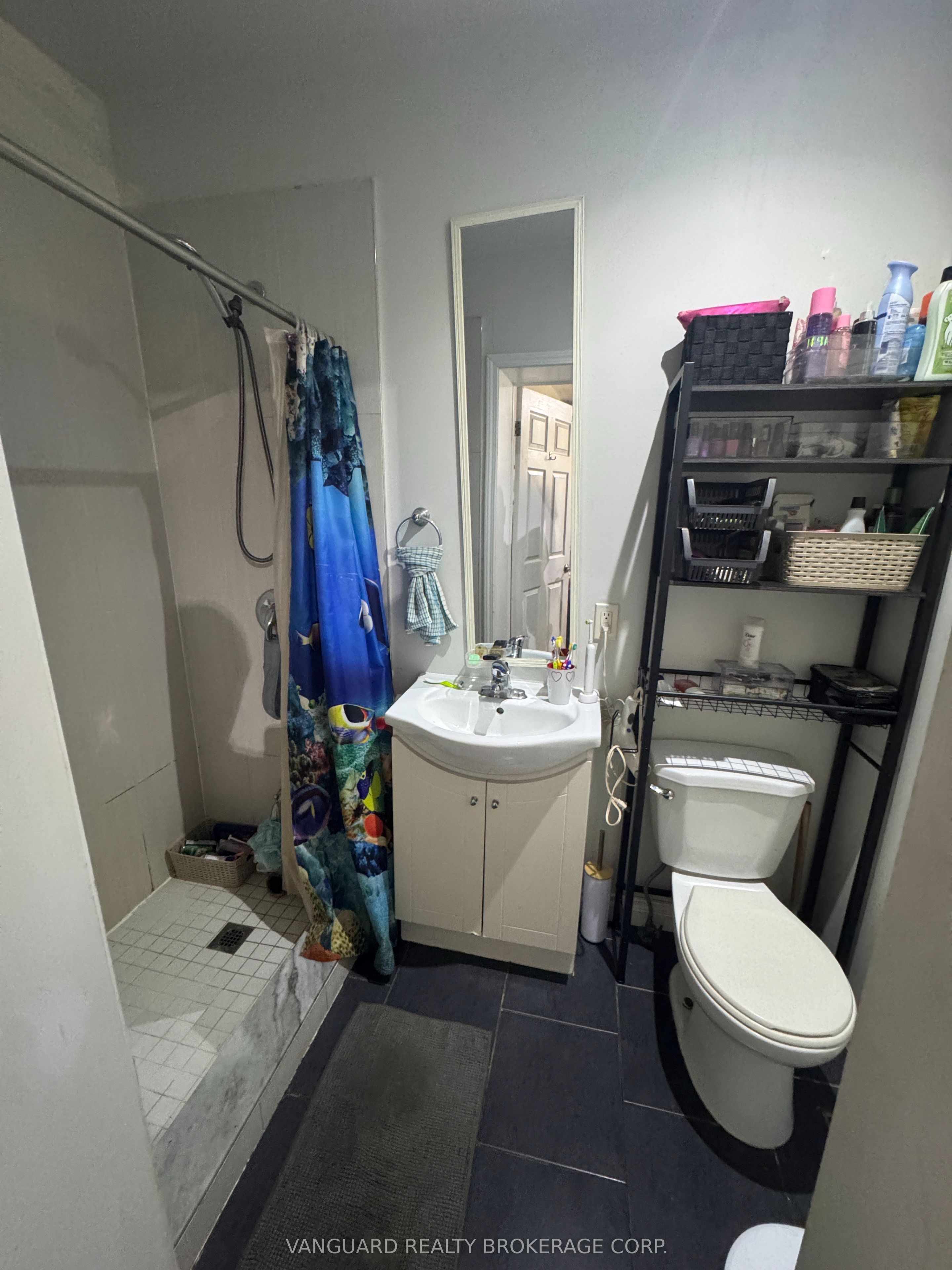 76 Wellington Street Property Photo 9