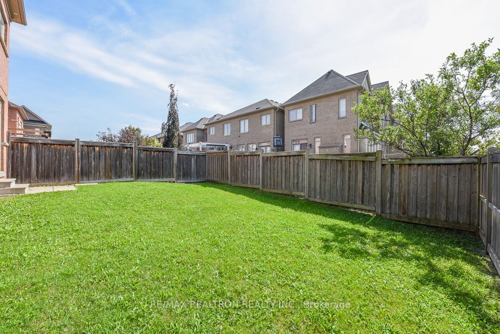 119 Lindbergh Drive Property Photo 10