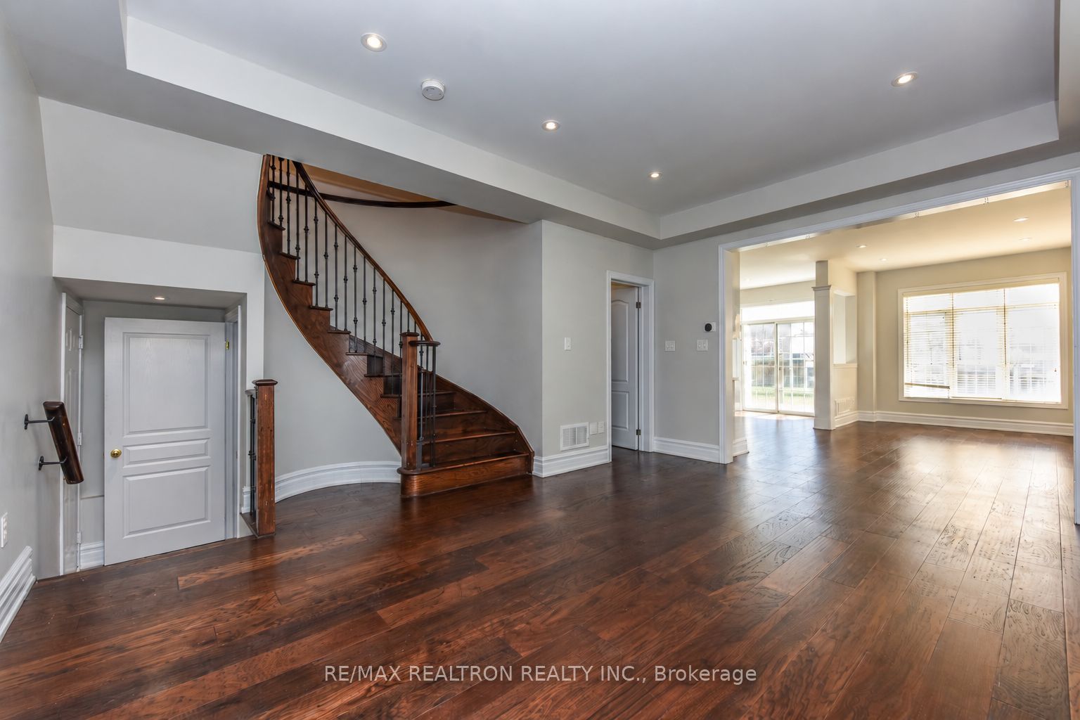 119 Lindbergh Drive Property Photo 13