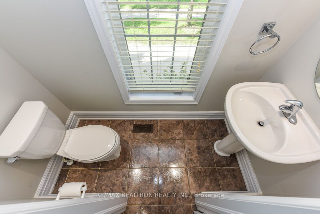119 Lindbergh Drive Property Photo 27