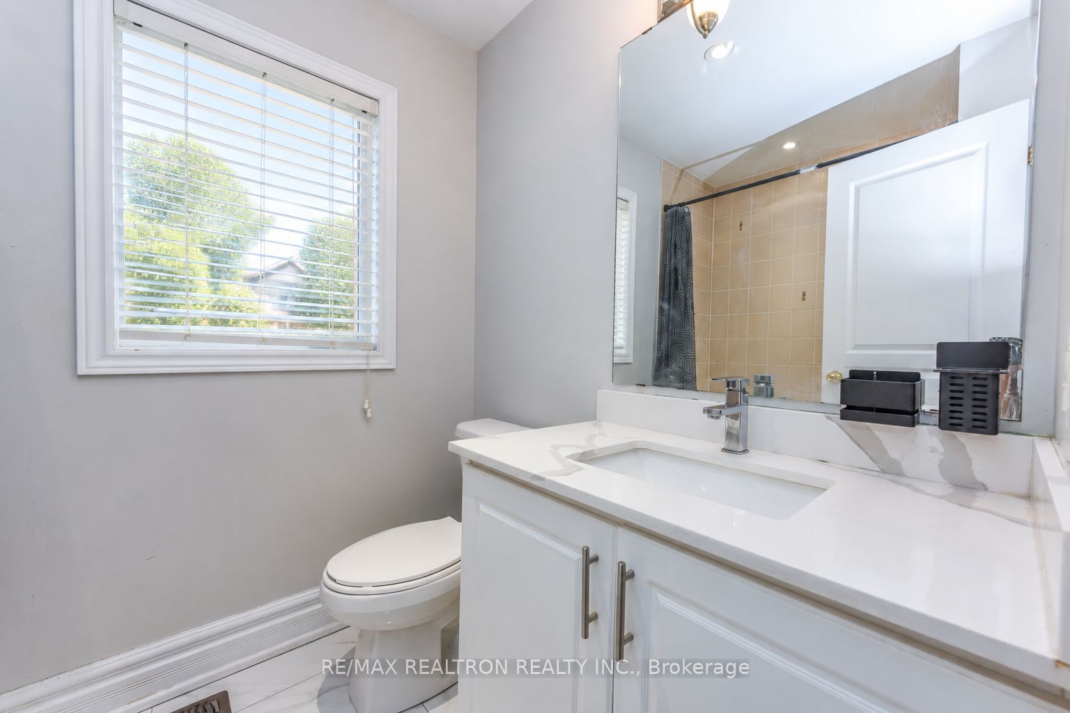 119 Lindbergh Drive Property Photo 44