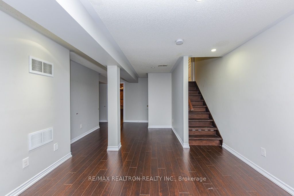 119 Lindbergh Drive Property Photo 49