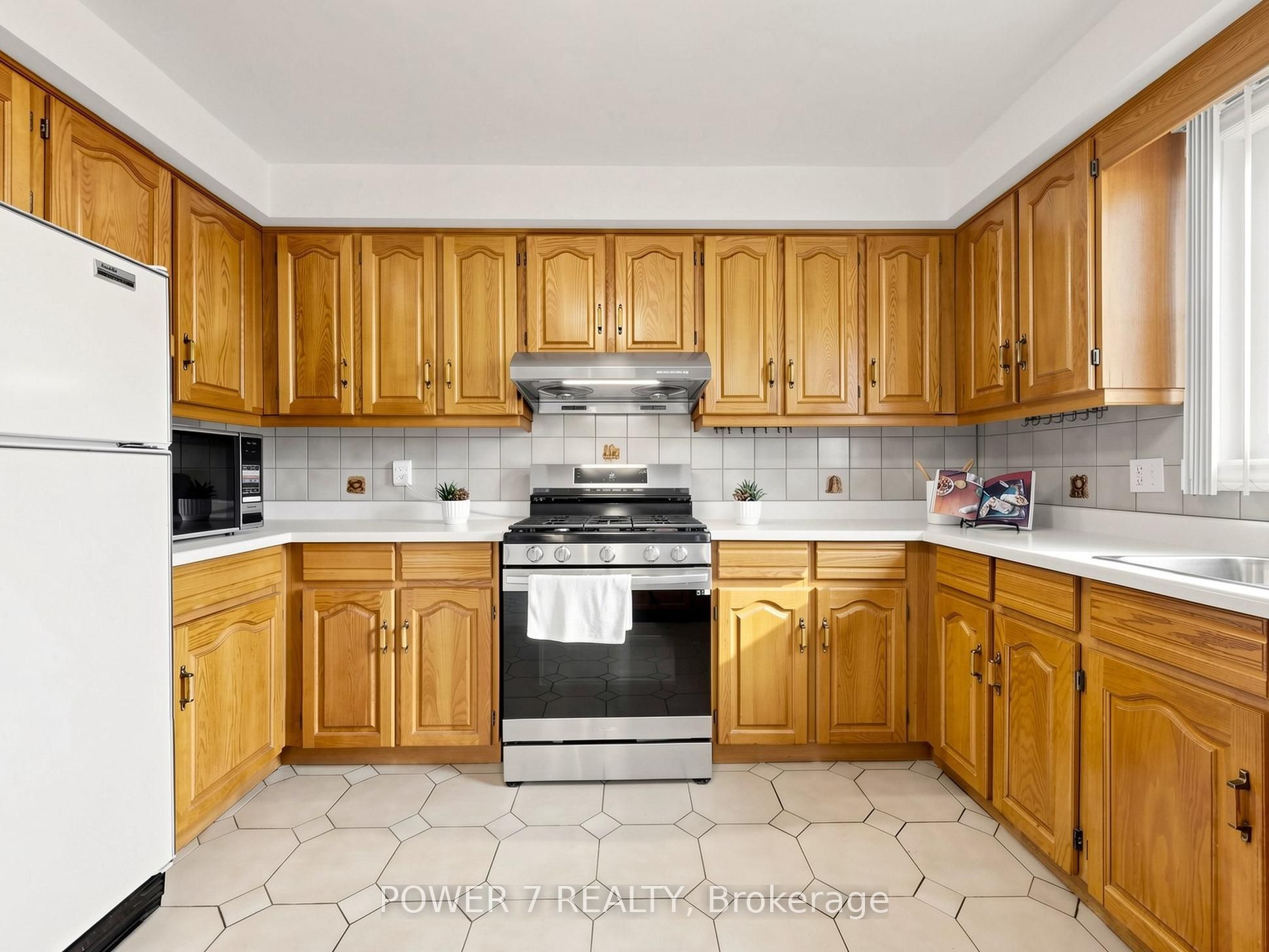30 Black Cherry Drive Property Photo 15