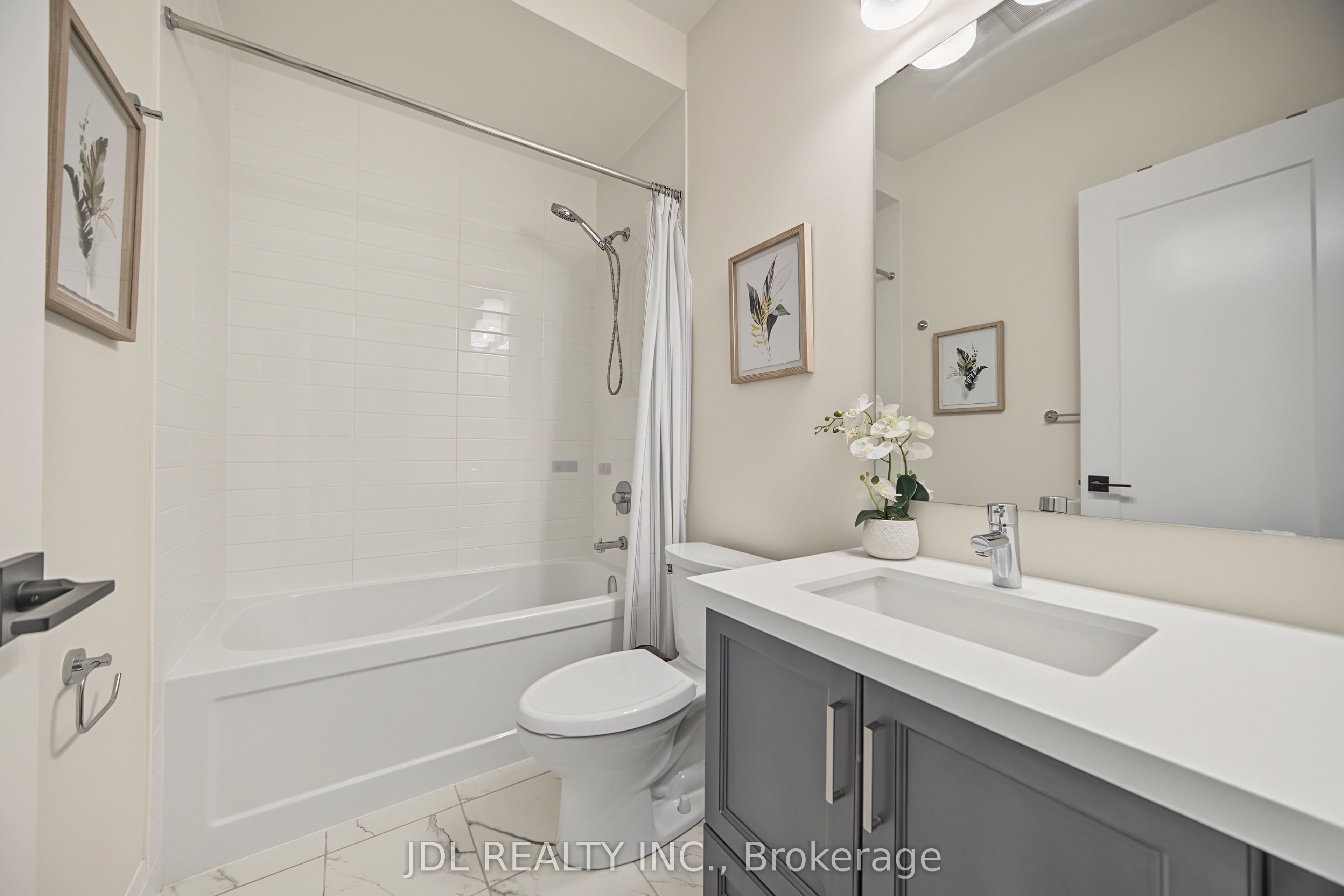 41 West Village Lane Property Photo 37