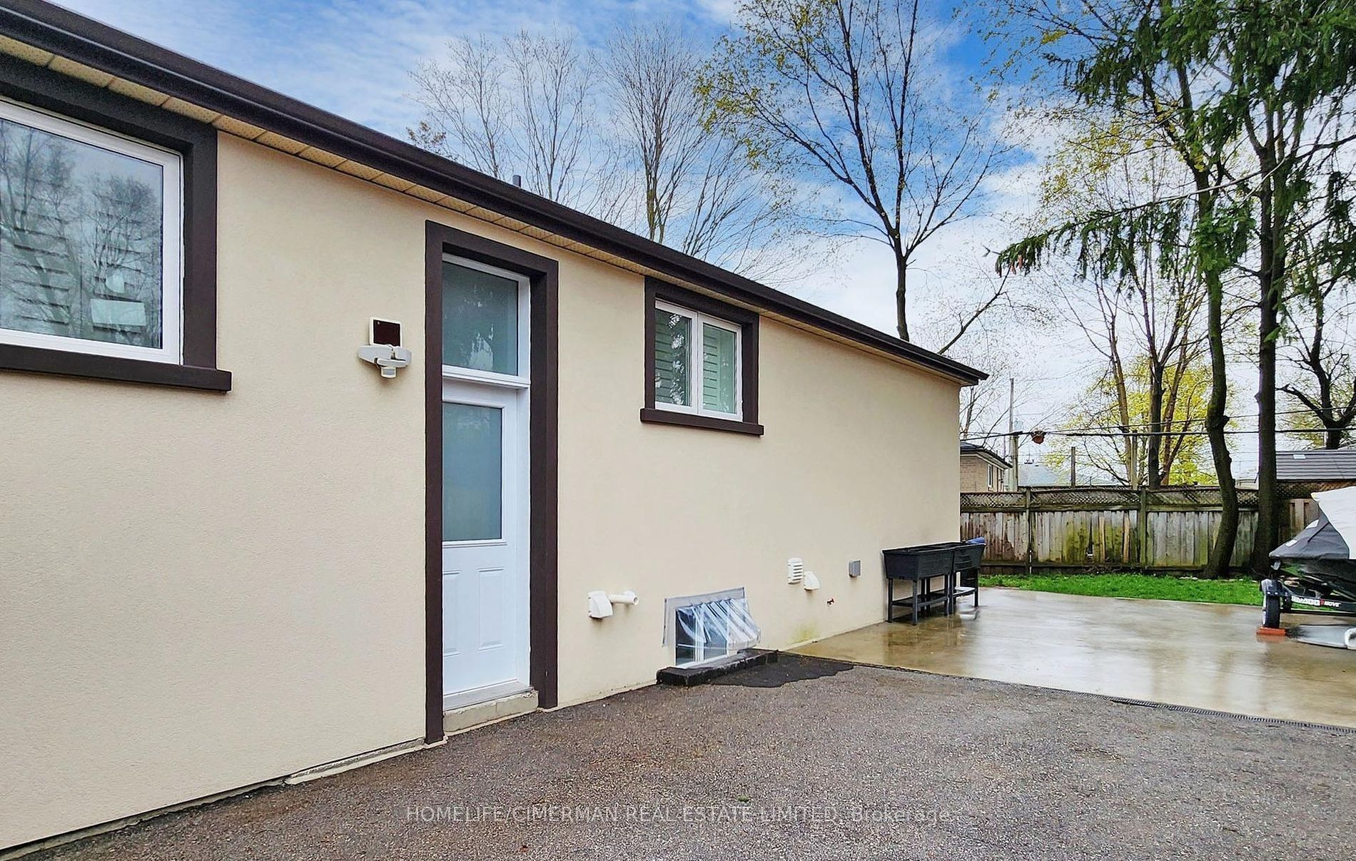 226 Browndale Crescent Bsmt Property Photo 4