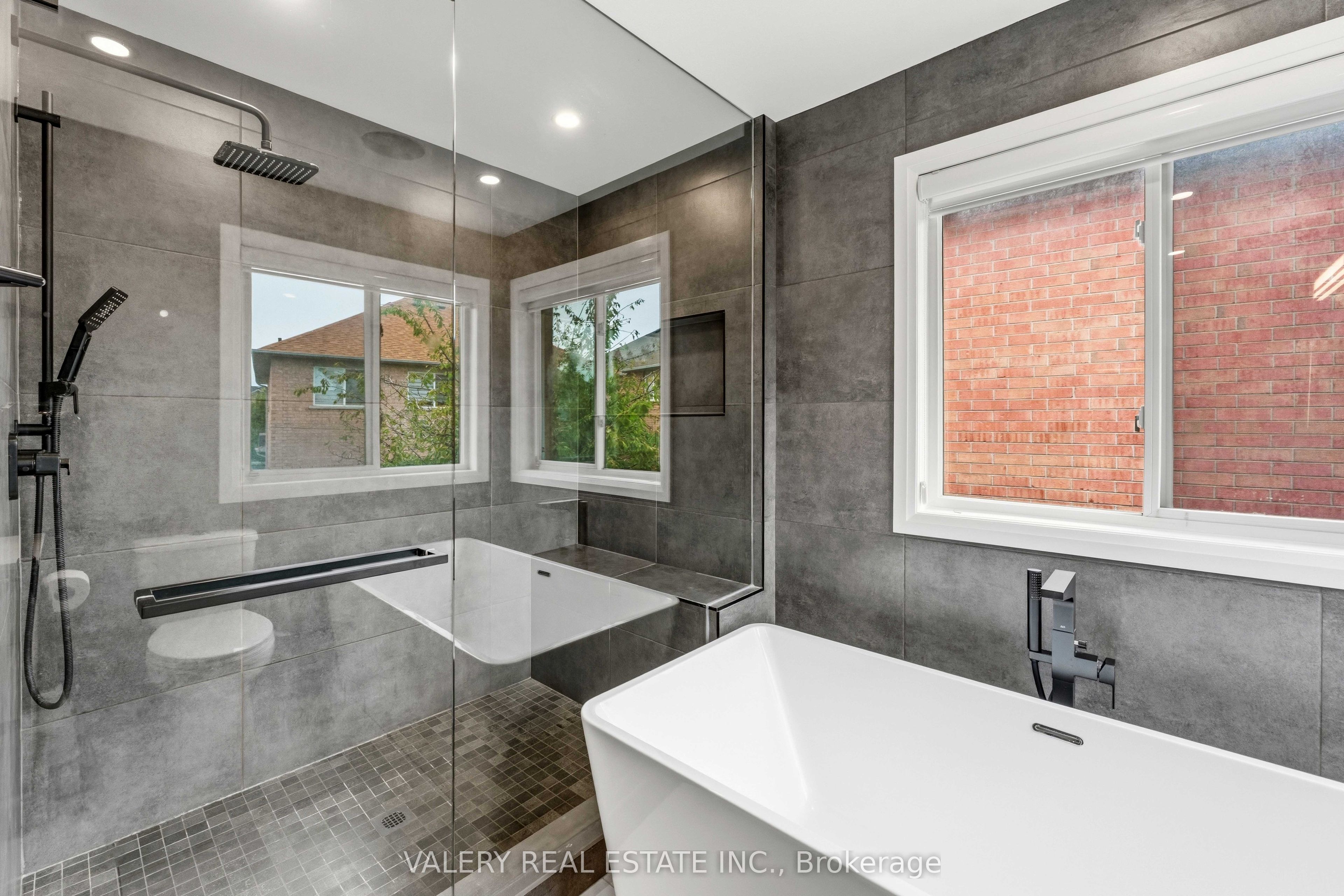 9 Vanguard Road Property Photo 22