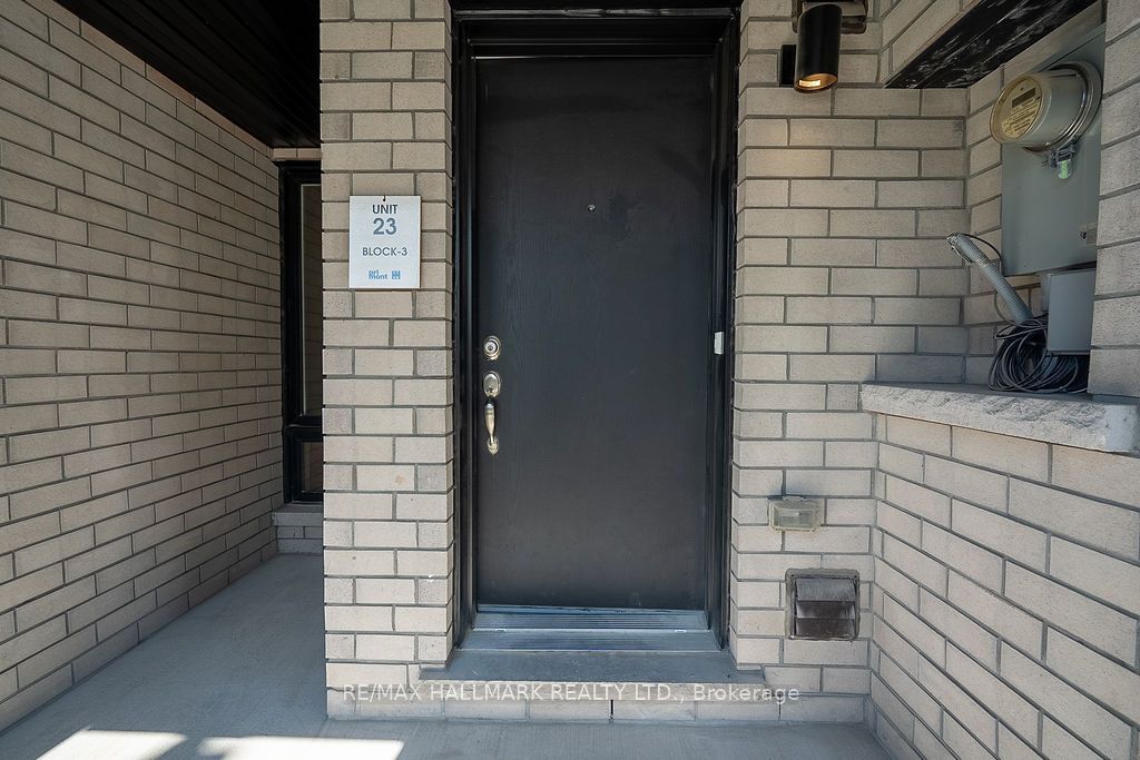 12 Dandara Gate Property Photo 5