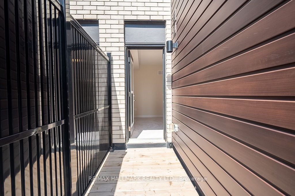 12 Dandara Gate Property Photo 38