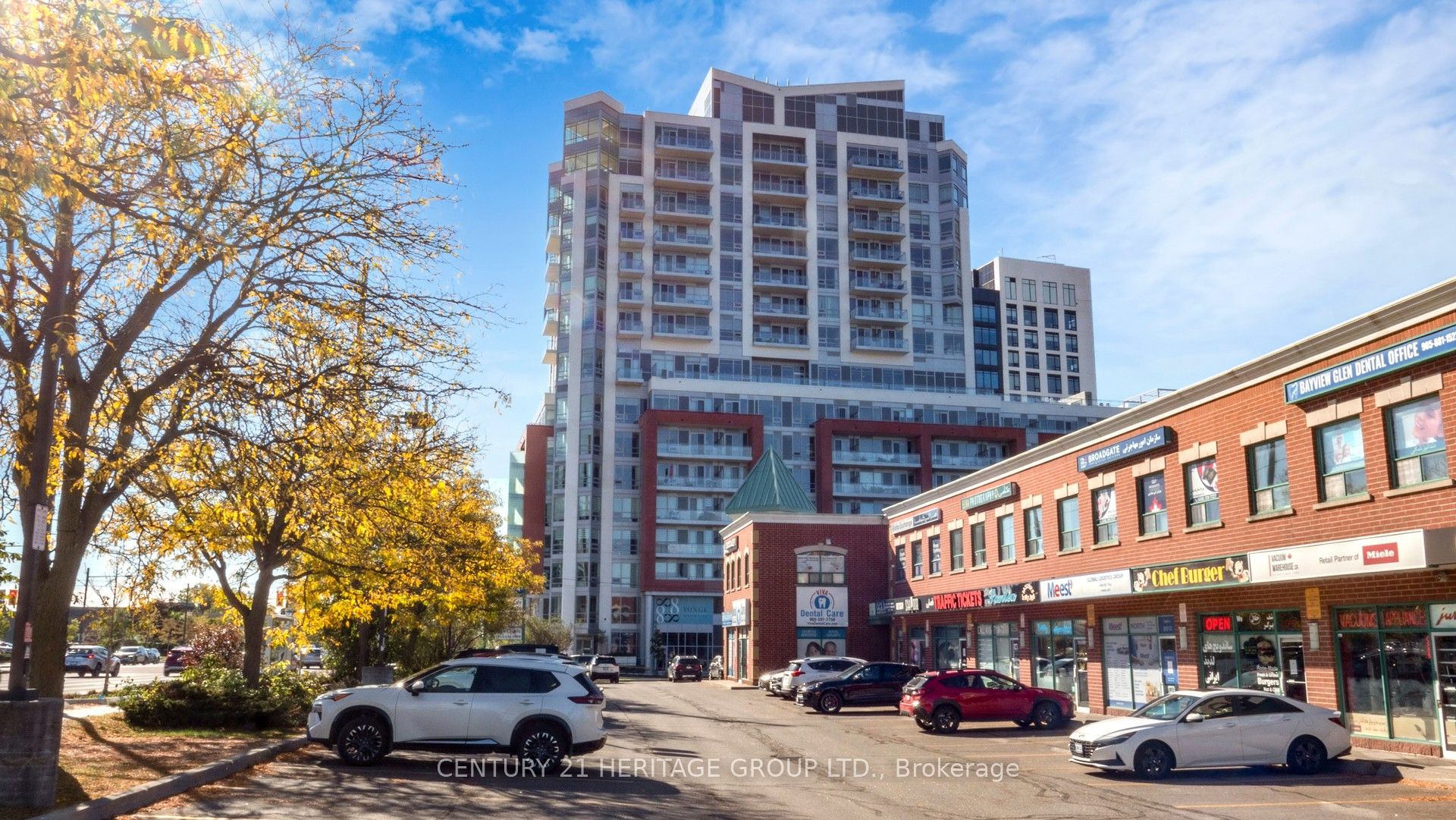 8888 Yonge Street 1205 Property Photo 1