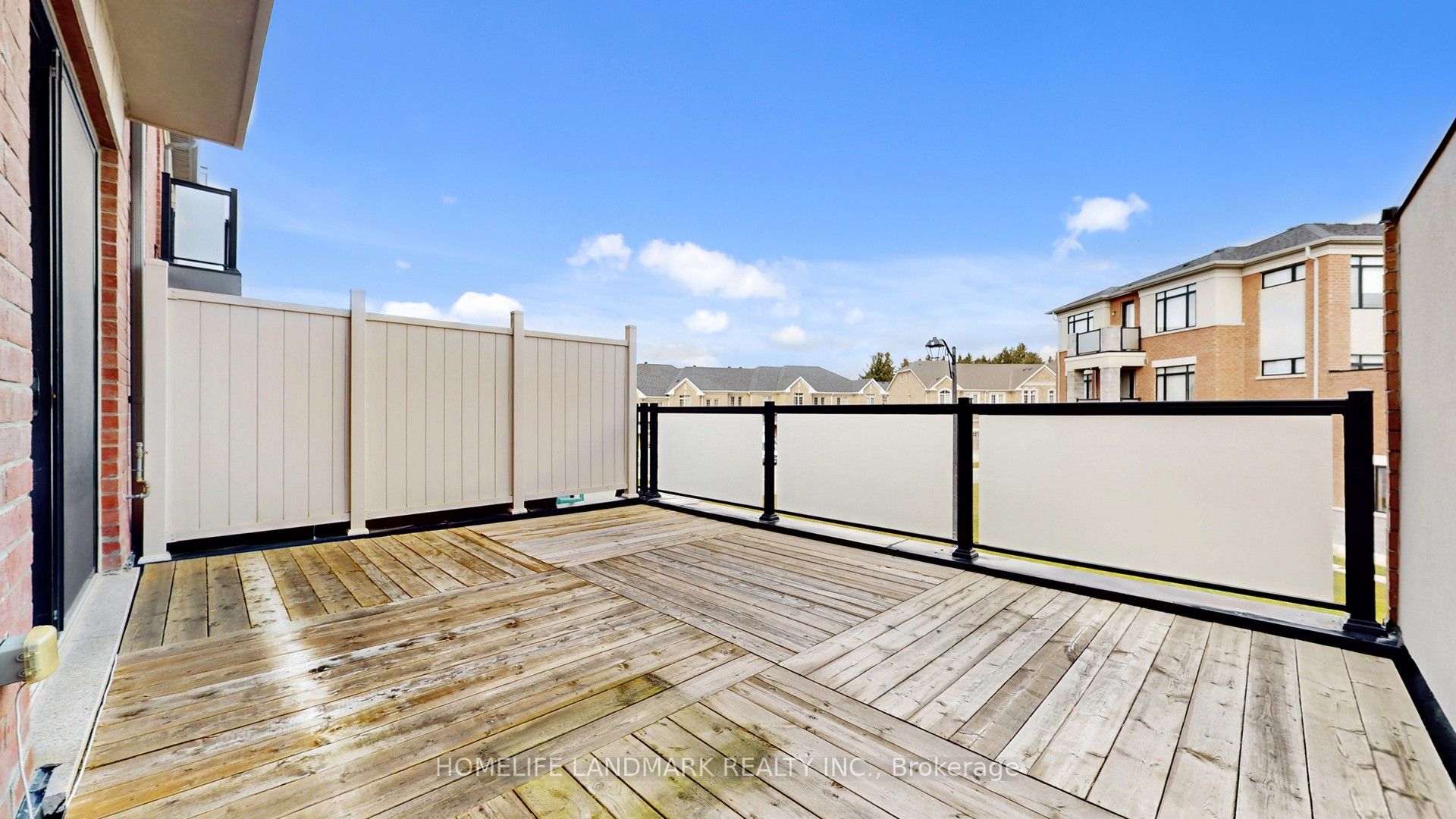 393 William Graham Drive Property Photo 27