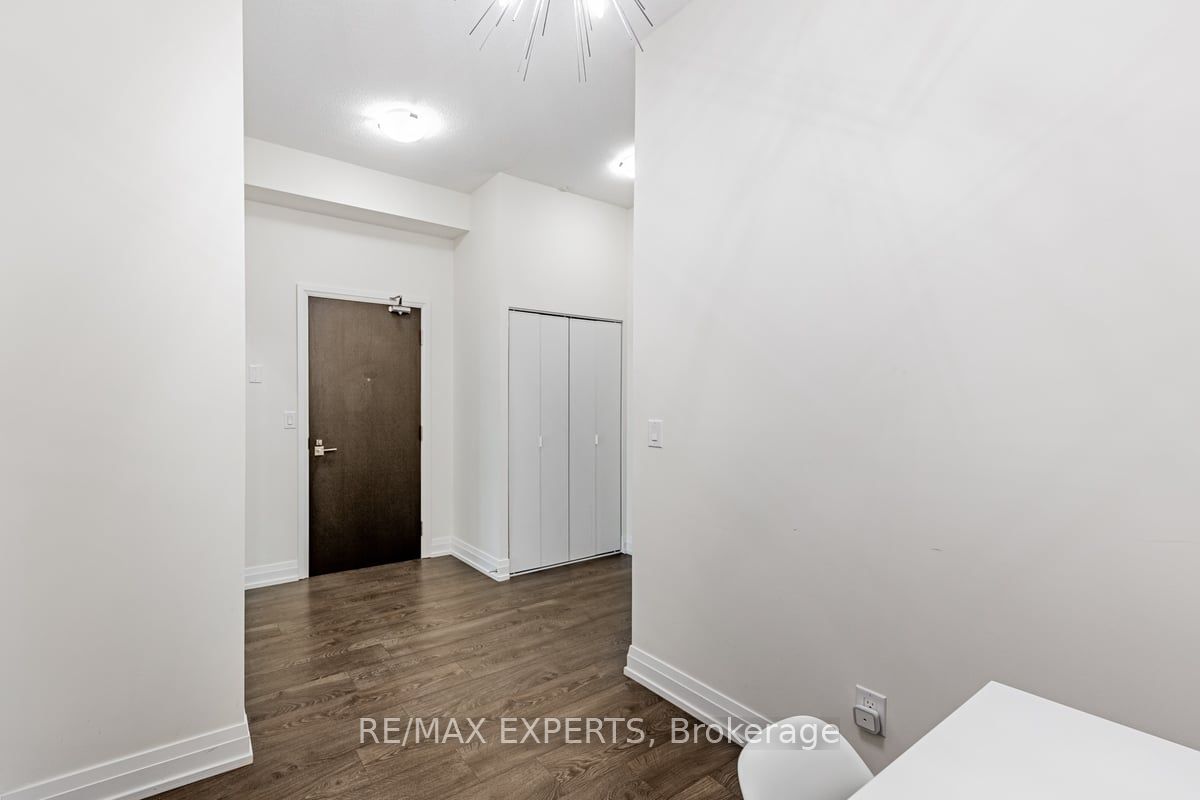 3600 Highway 7 724 Property Photo 6