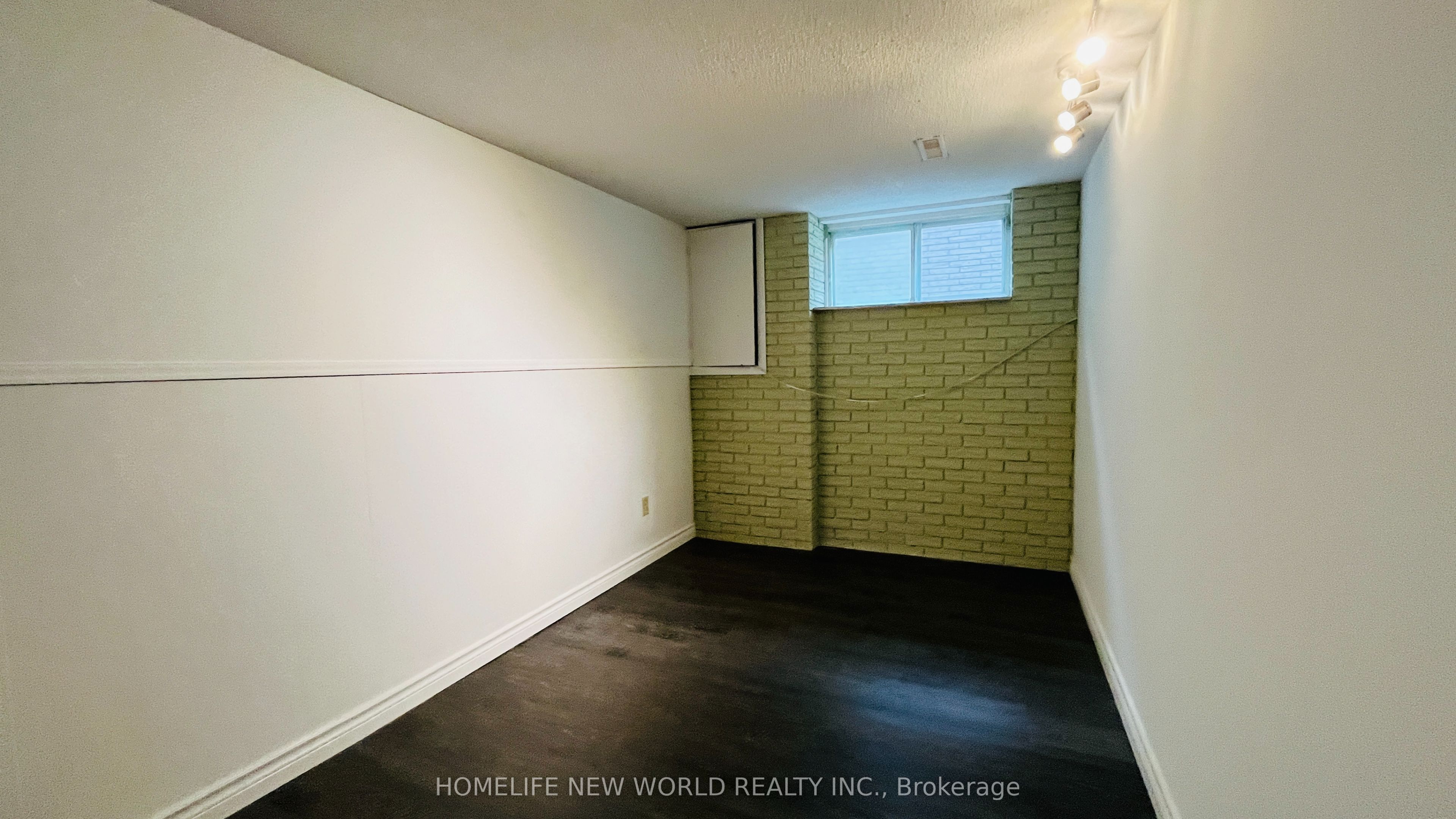 38 Weldrick Road W Lower Property Photo 9