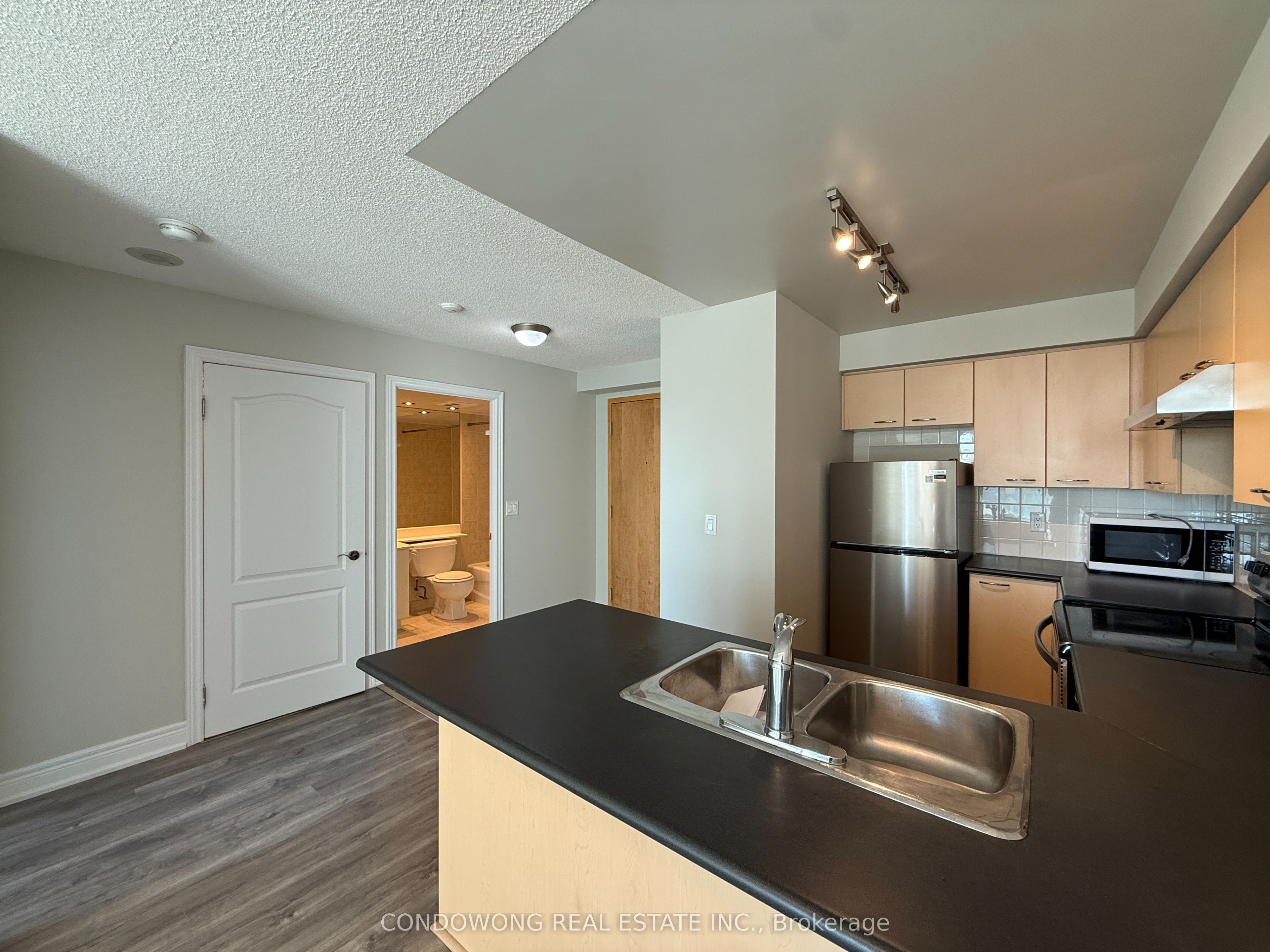62 Suncrest Boulevard 318 Property Photo 7