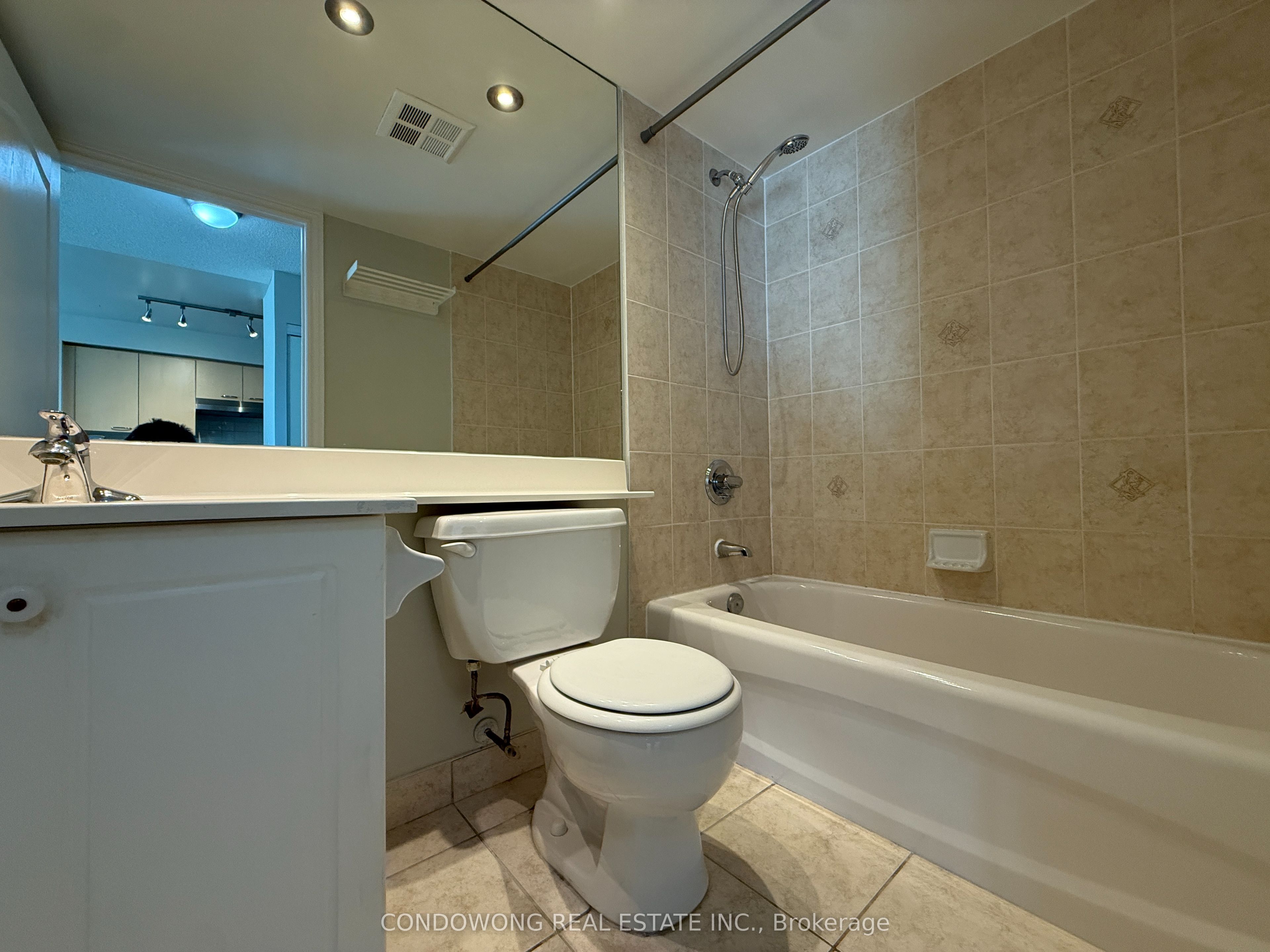 62 Suncrest Boulevard 318 Property Photo 8
