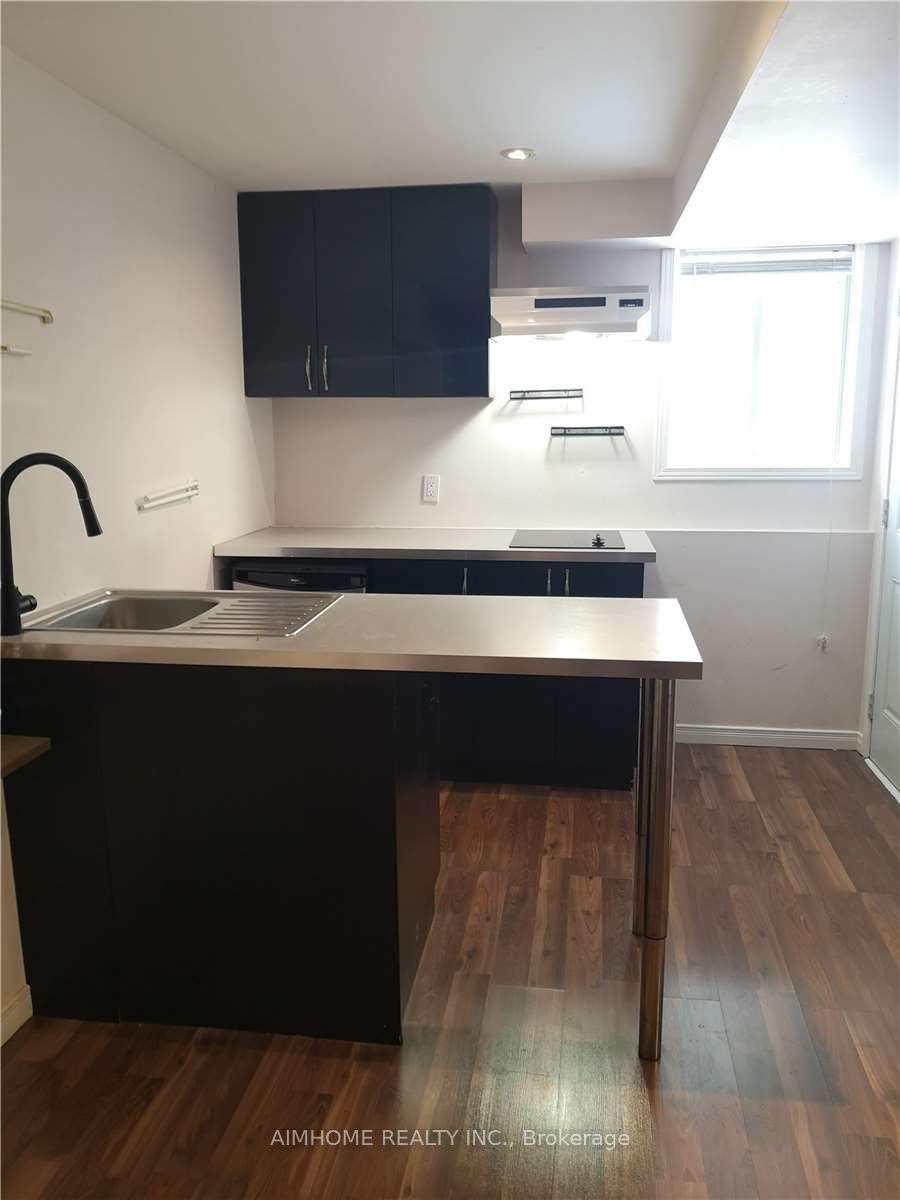 28 Martell Gate Gl Unit Property Photo 5