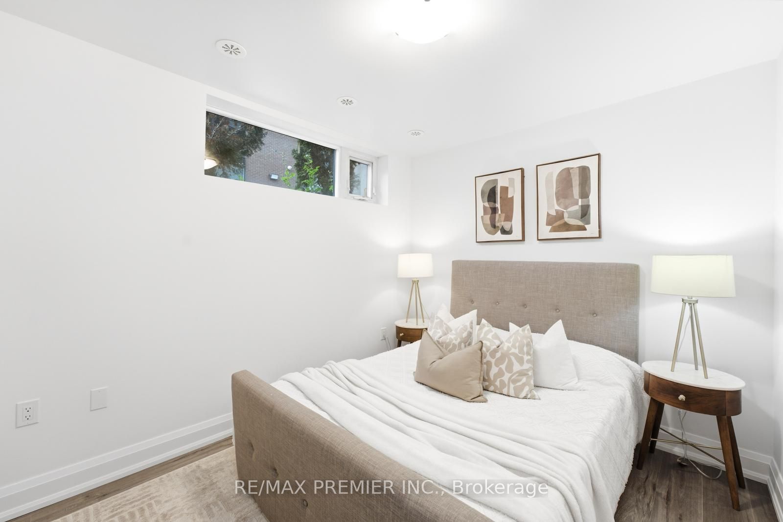 5279 Highway 7 Road B1401 Property Photo 16
