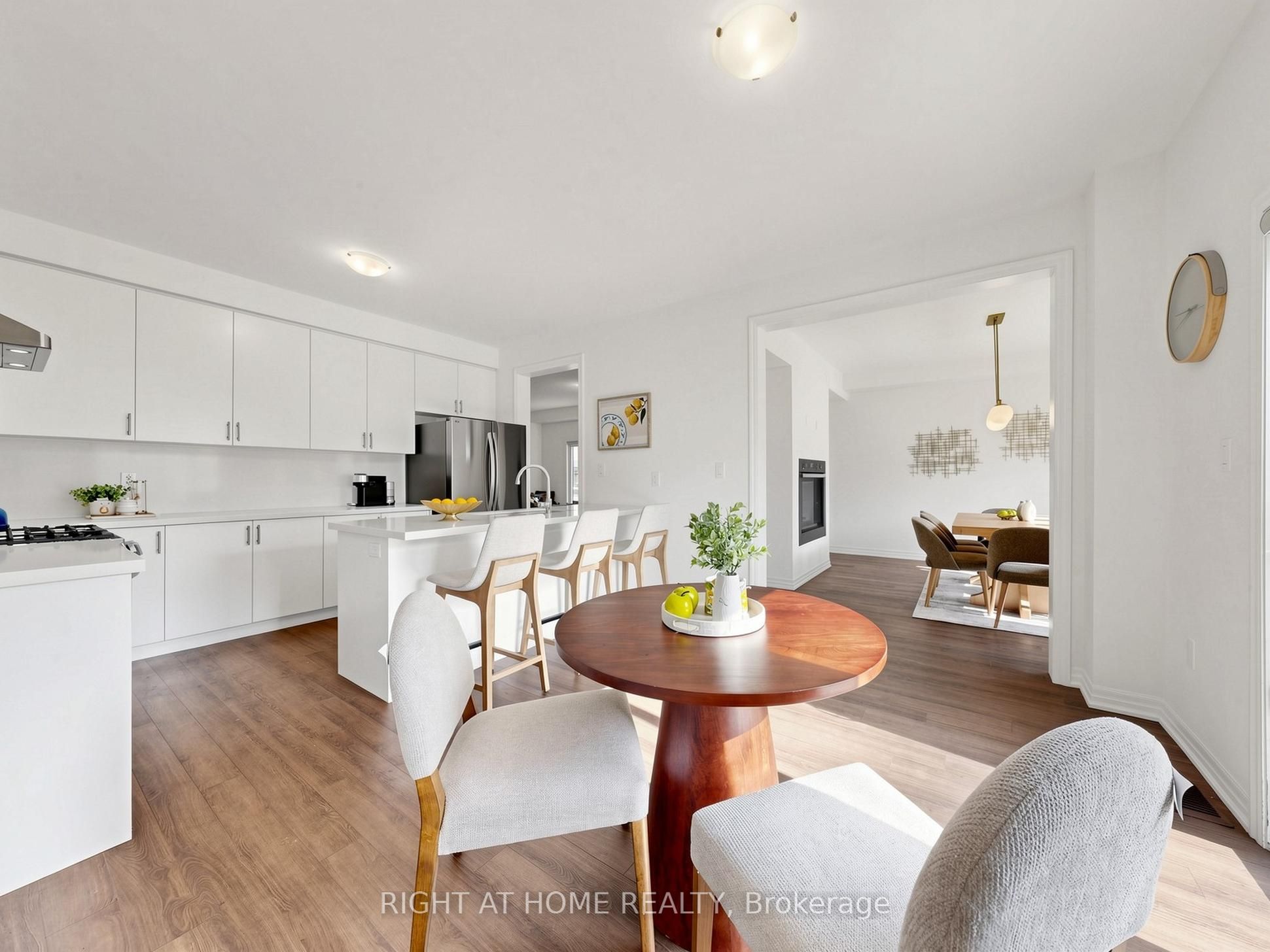 10 George Ellis Drive Property Photo 20