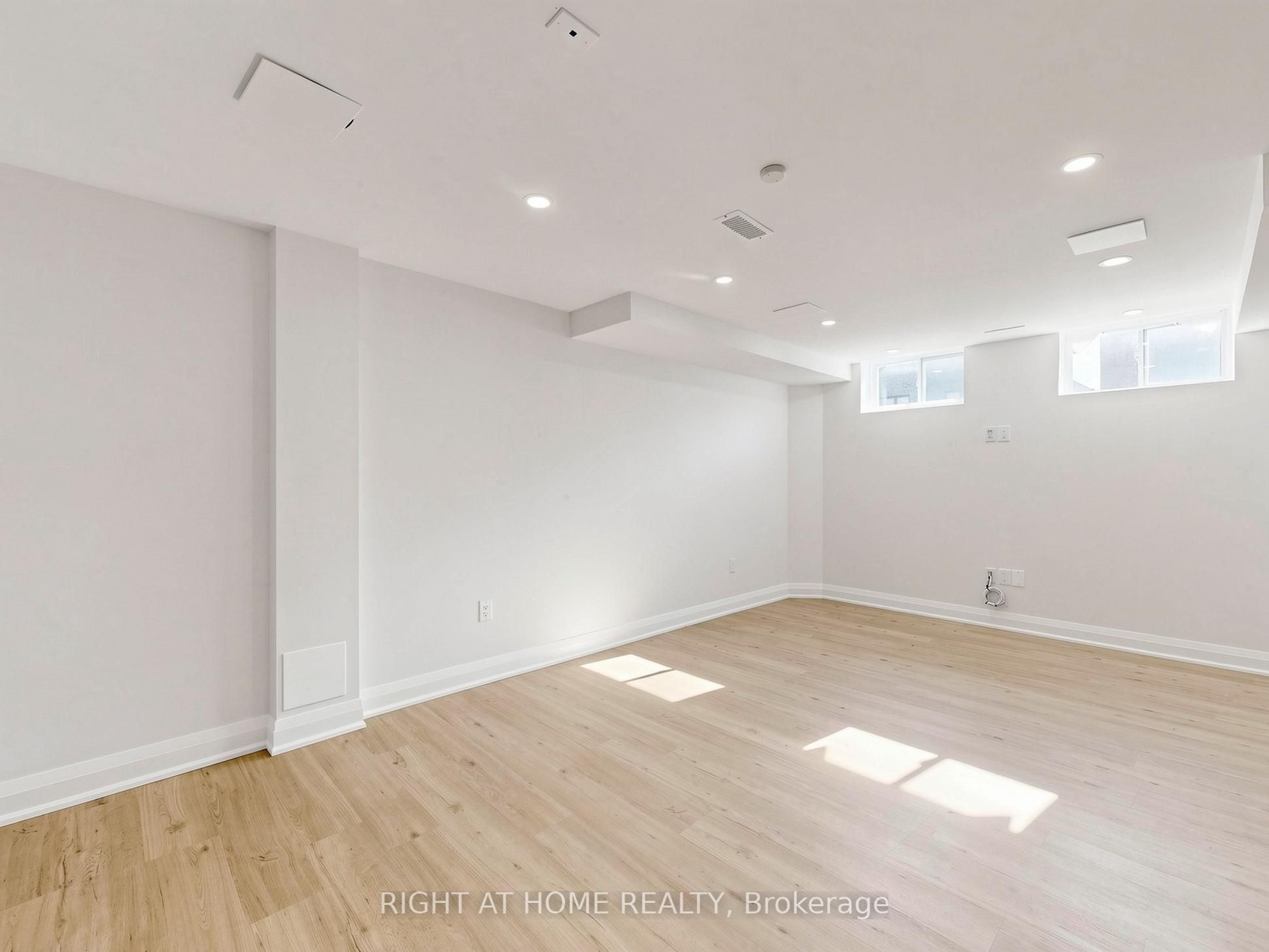 10 George Ellis Drive Property Photo 39