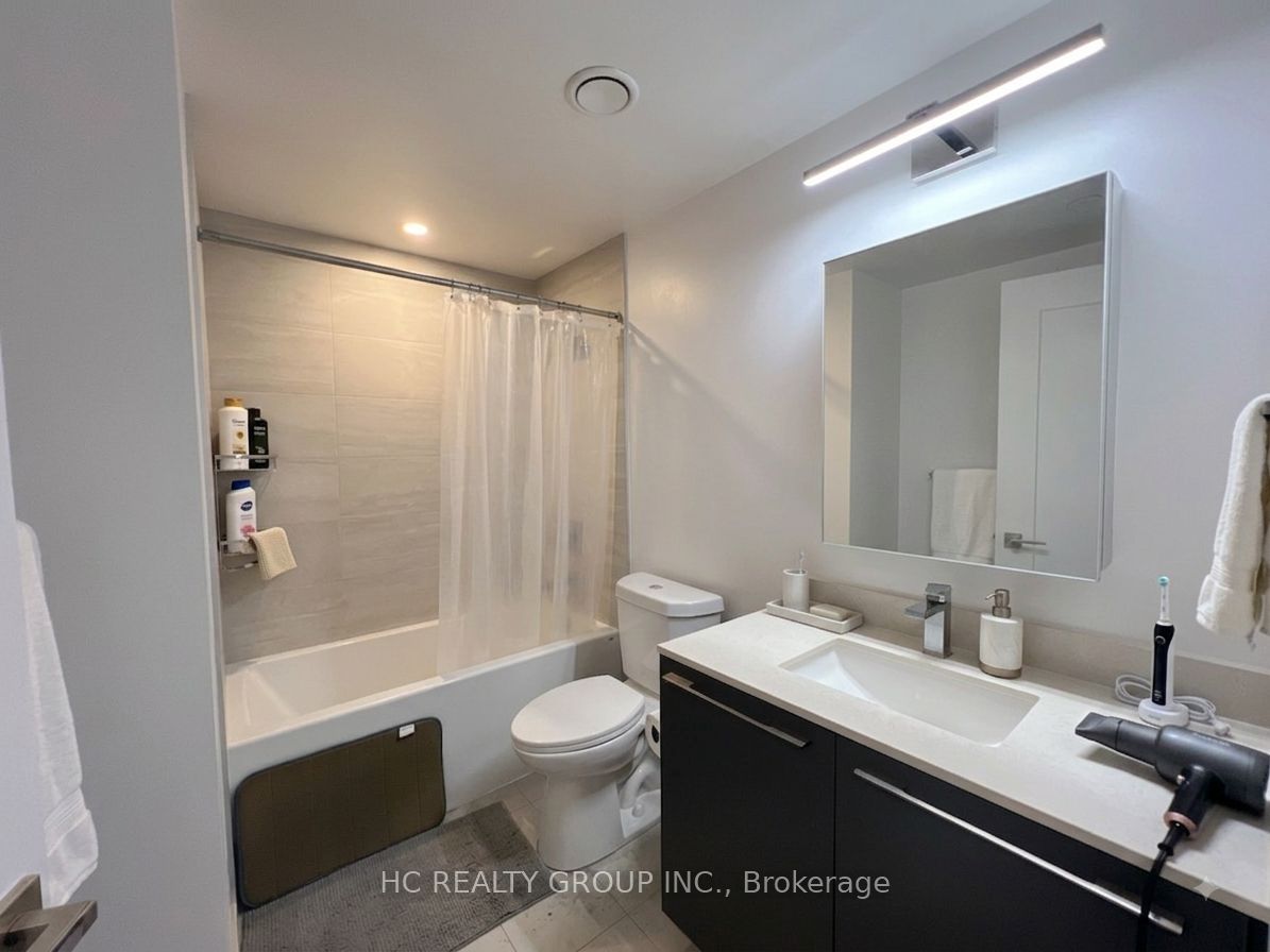 8 Water Walk Drive 2506 Property Photo 6