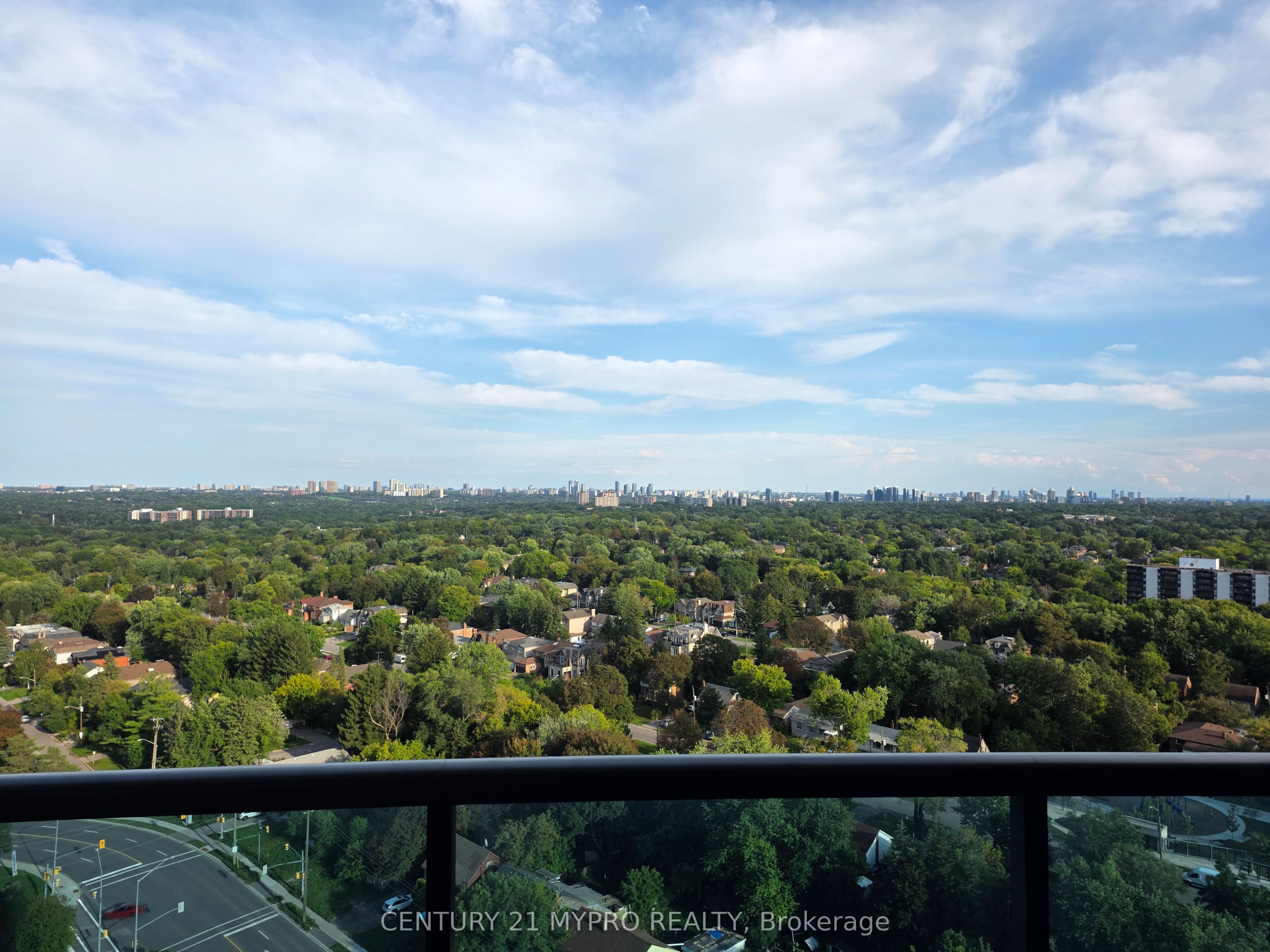 7161 Yonge Street 1830 Property Photo 4