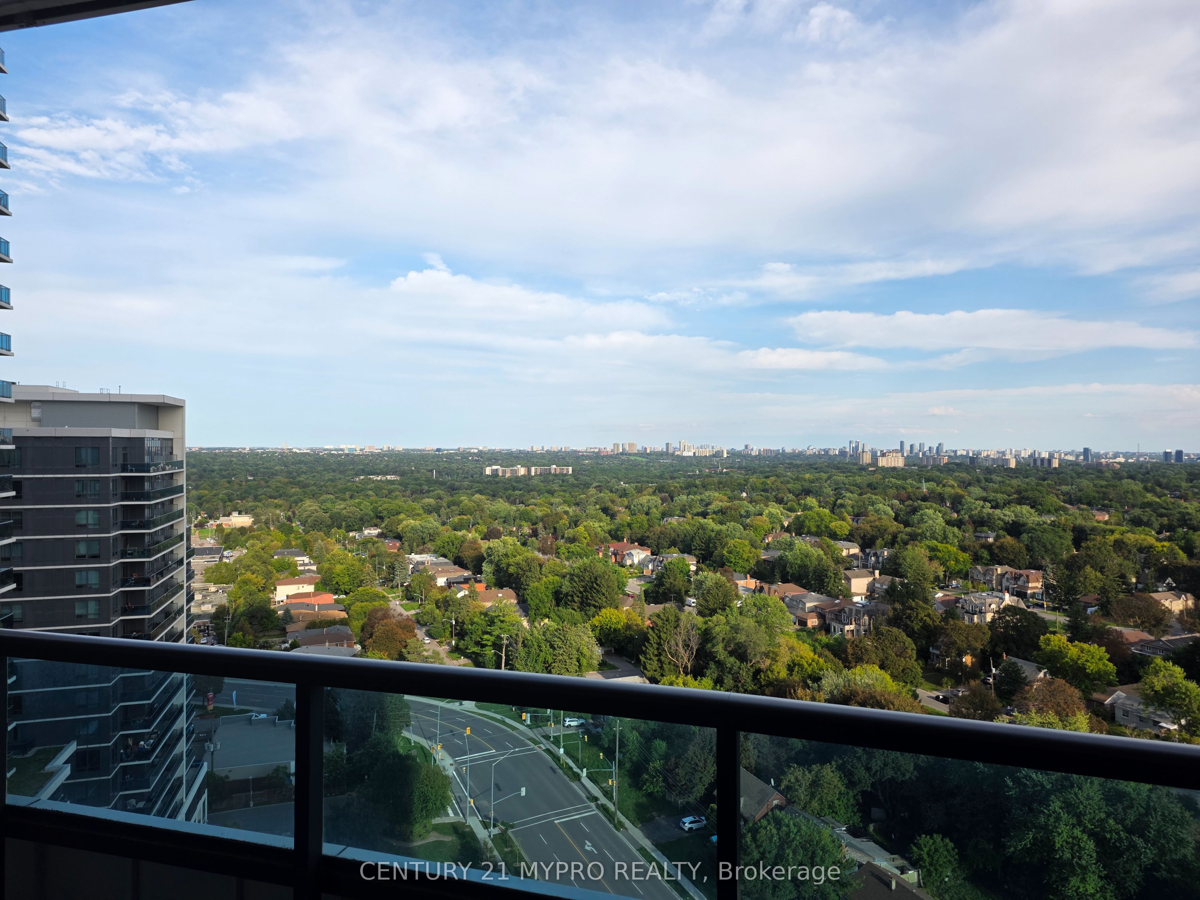 7161 Yonge Street 1830 Property Photo 5