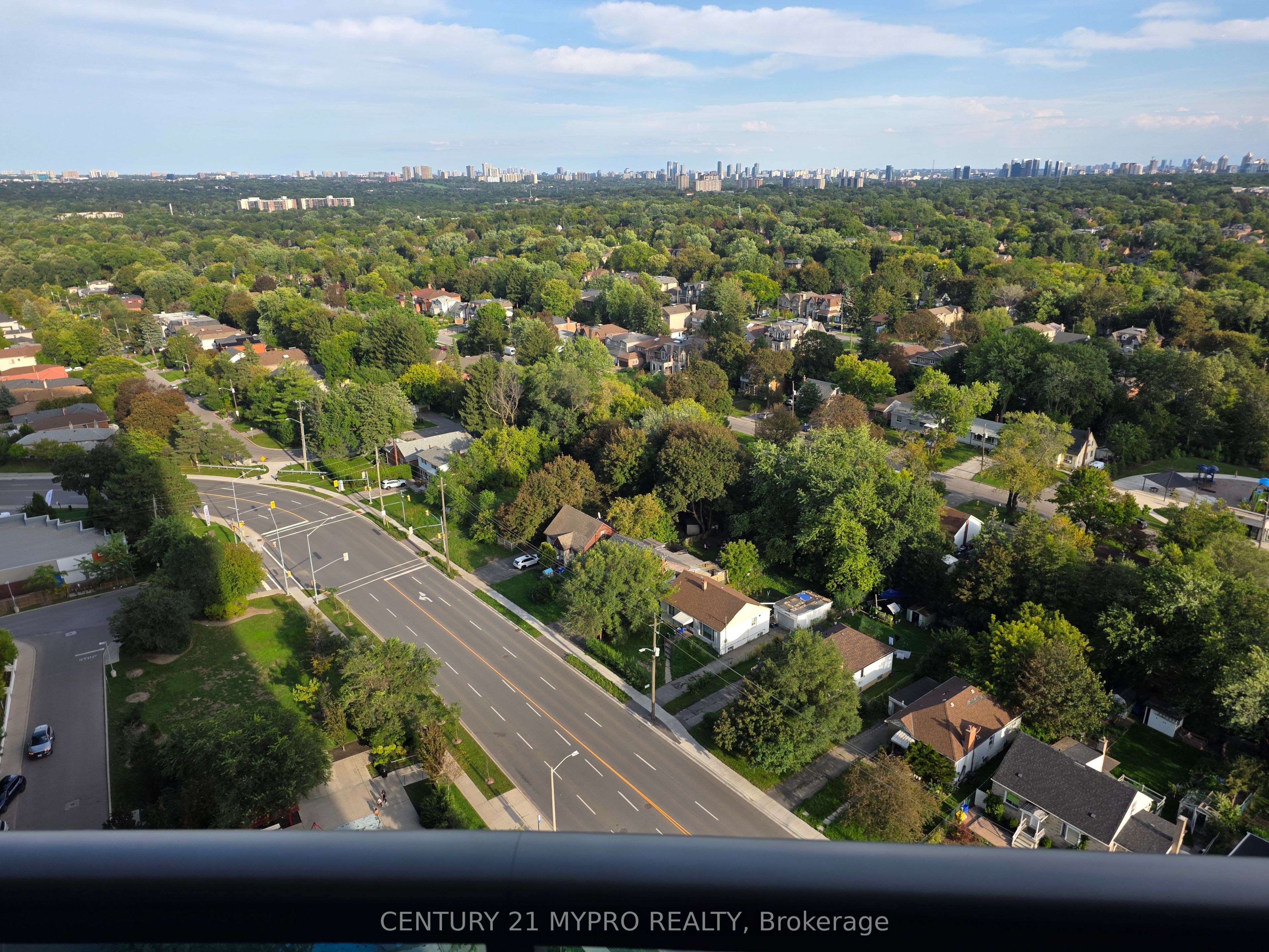 7161 Yonge Street 1830 Property Photo 6
