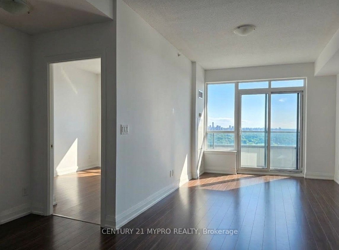 7161 Yonge Street 1830 Property Photo 12